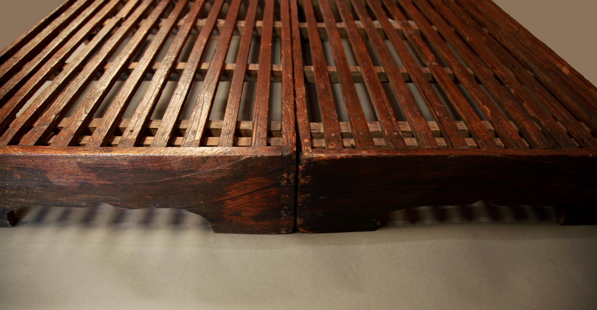 Early 20th Century Two-Piece Korean Summer Wooden Bed 1