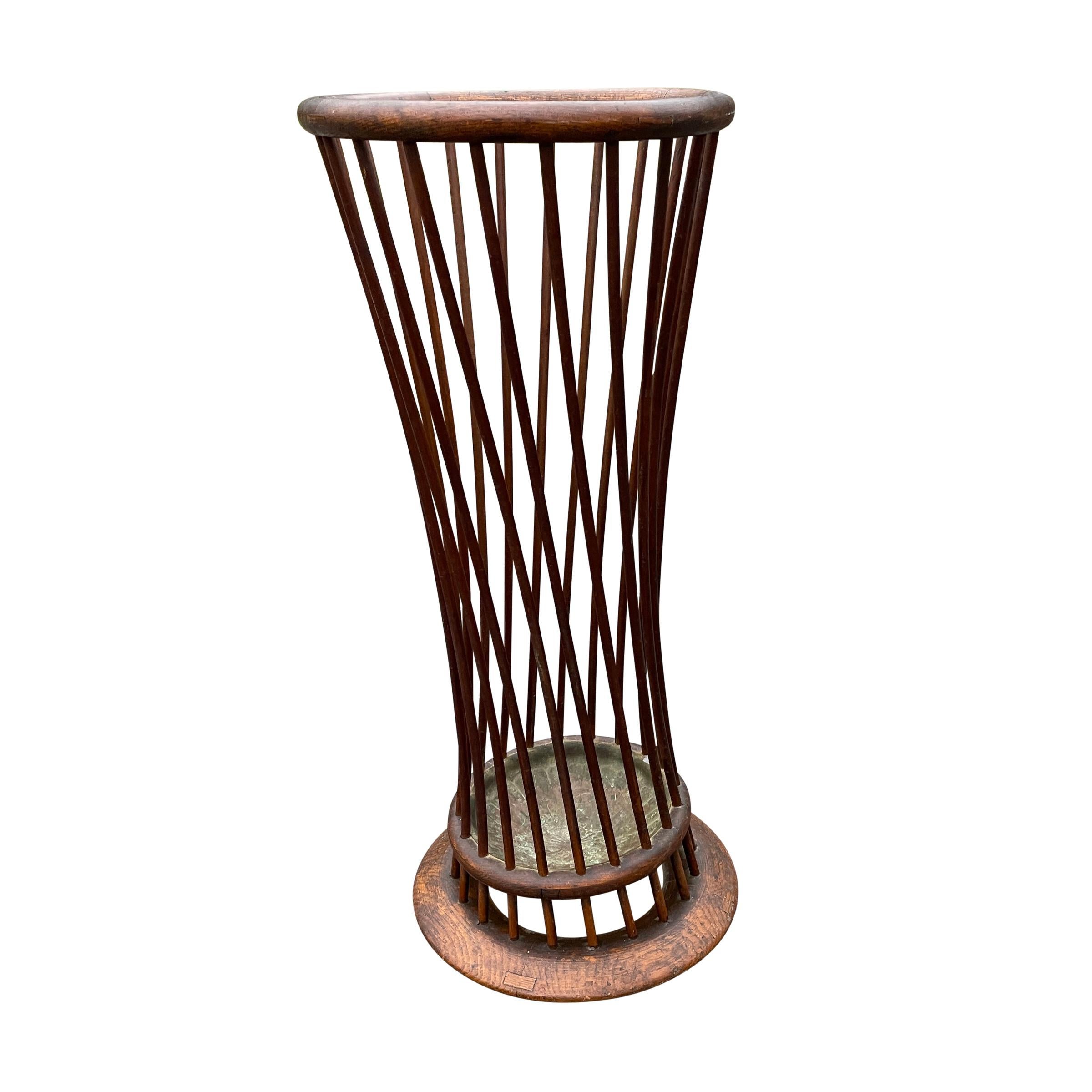Early 20th Century Umbrella Stand In Fair Condition For Sale In Chicago, IL