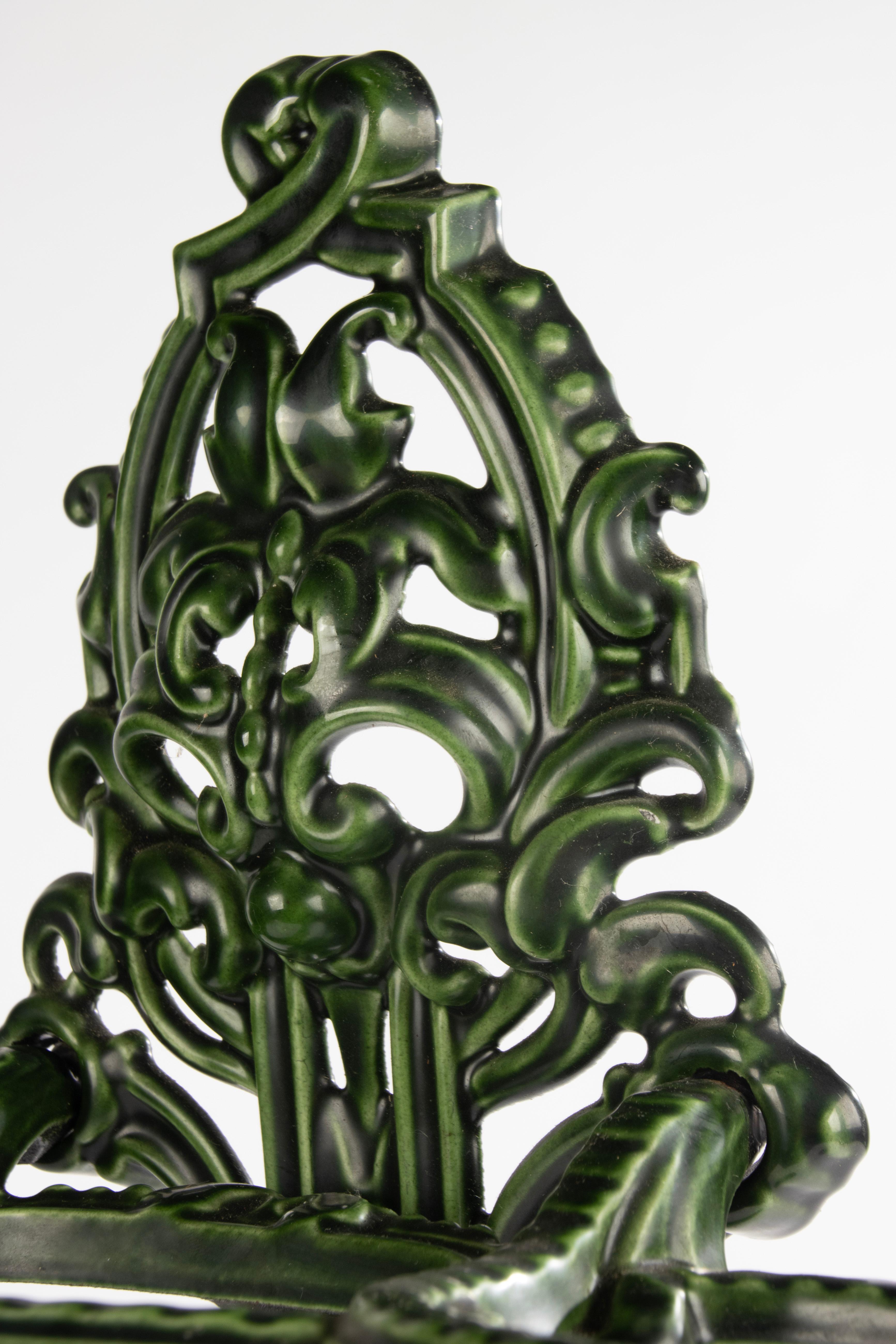 Early 20th Century Umbrella Stand - France - Cast Iron with Green Enamel For Sale 13