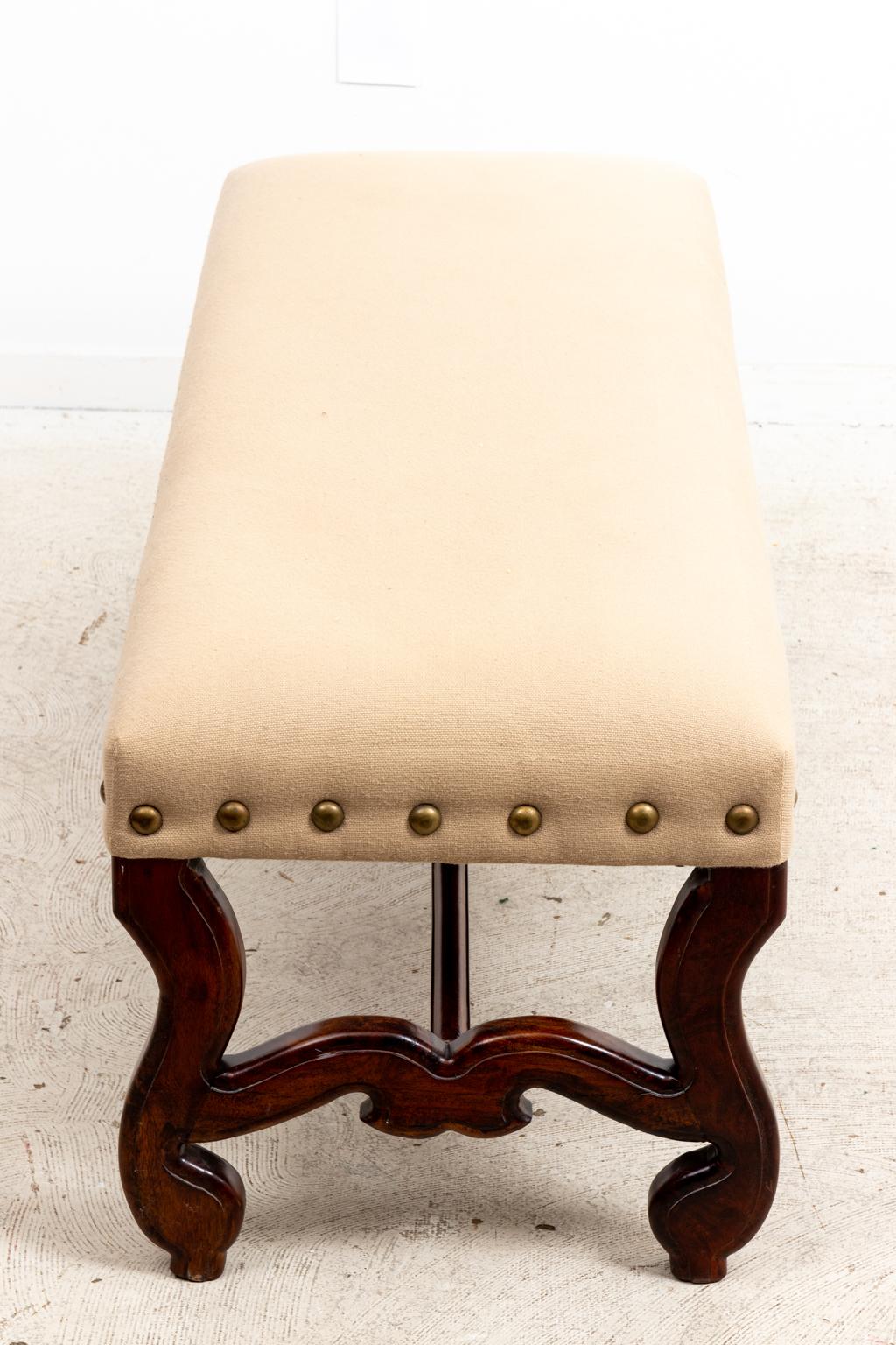 Early 20th Century Upholstered Continental Style Bench In Good Condition In Stamford, CT