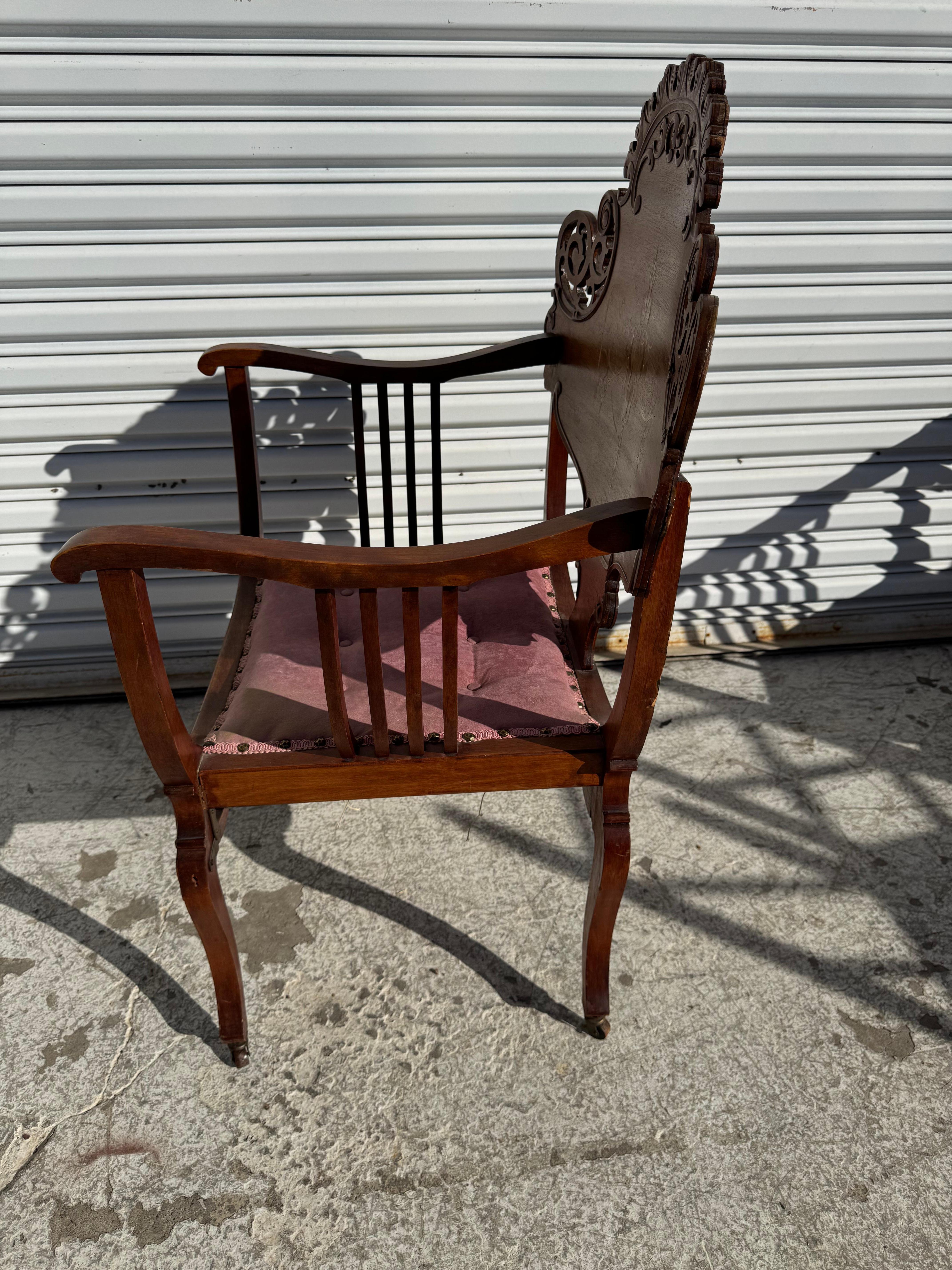 Néo-classique Chaise Savonorola en noyer, début du 20e siècle, tapissée en vente