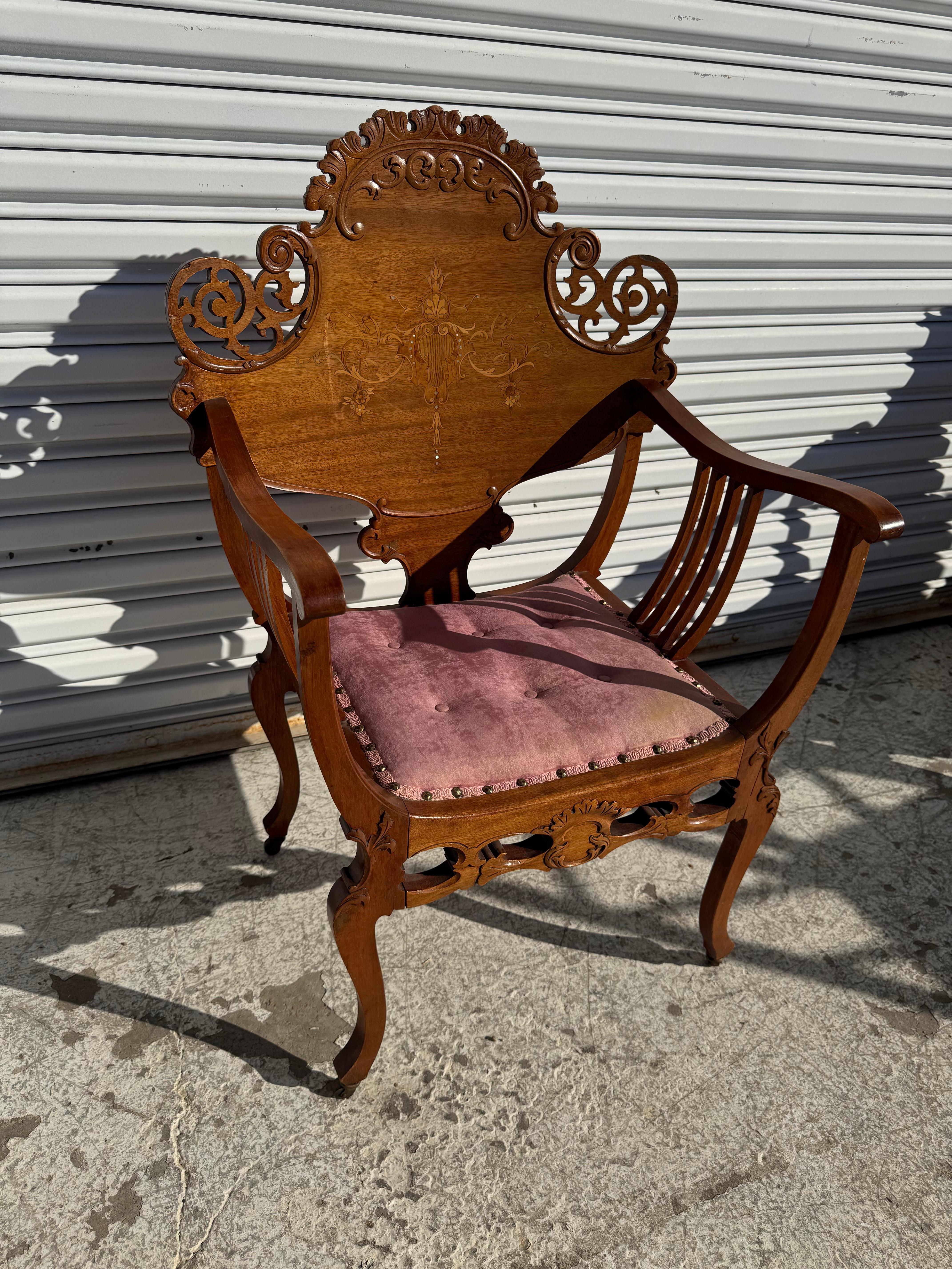 Chaise Savonorola en noyer, début du 20e siècle, tapissée Bon état - En vente à Pasadena, TX
