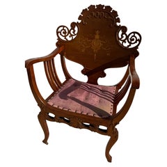 Early 20th Century Upholstered Walnut Savonorola Chair