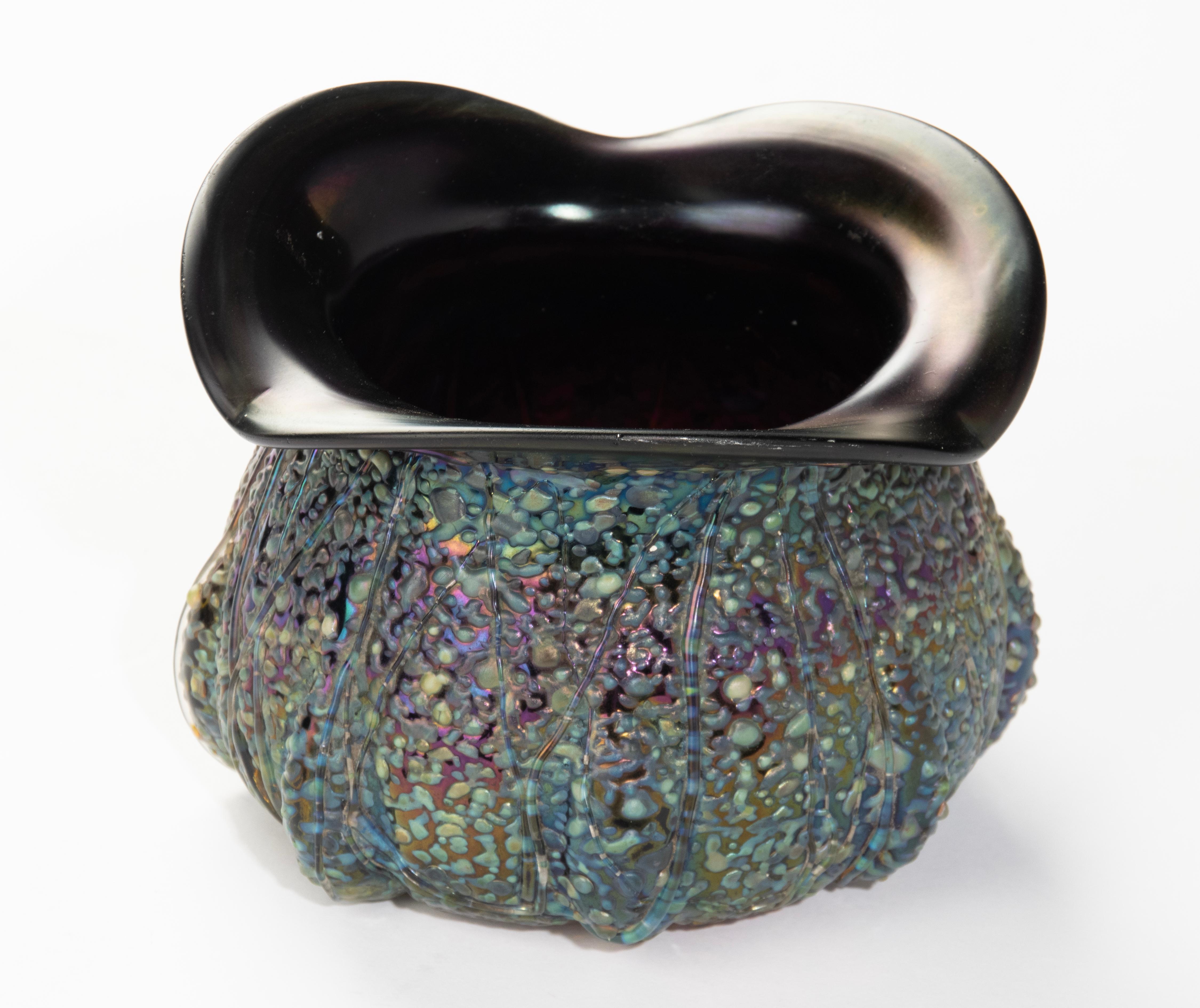 Early 20th Century Vase - Loetz - Iridescent Art Glass - Papillon Texture For Sale 7