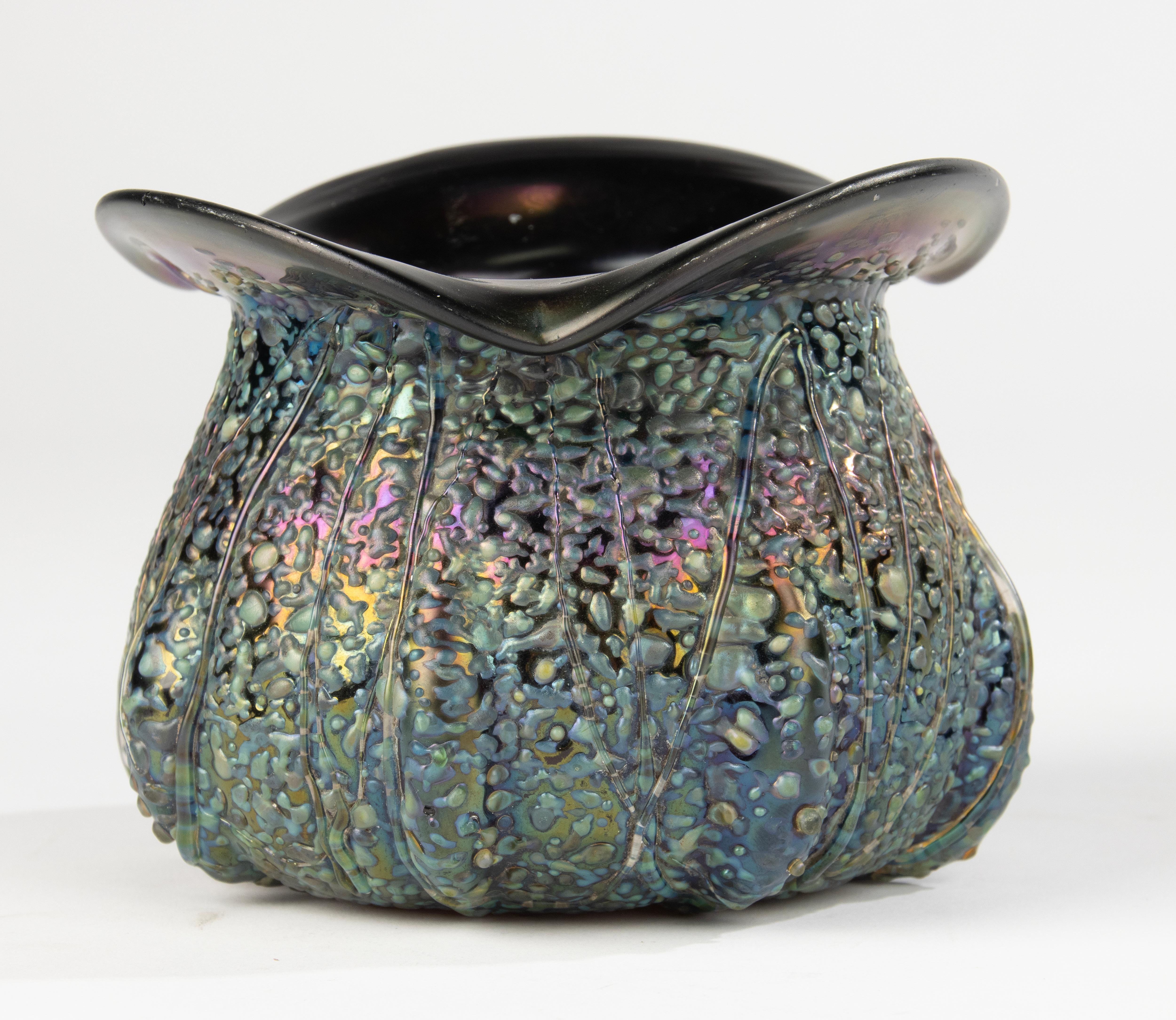 Austrian Early 20th Century Vase - Loetz - Iridescent Art Glass - Papillon Texture For Sale