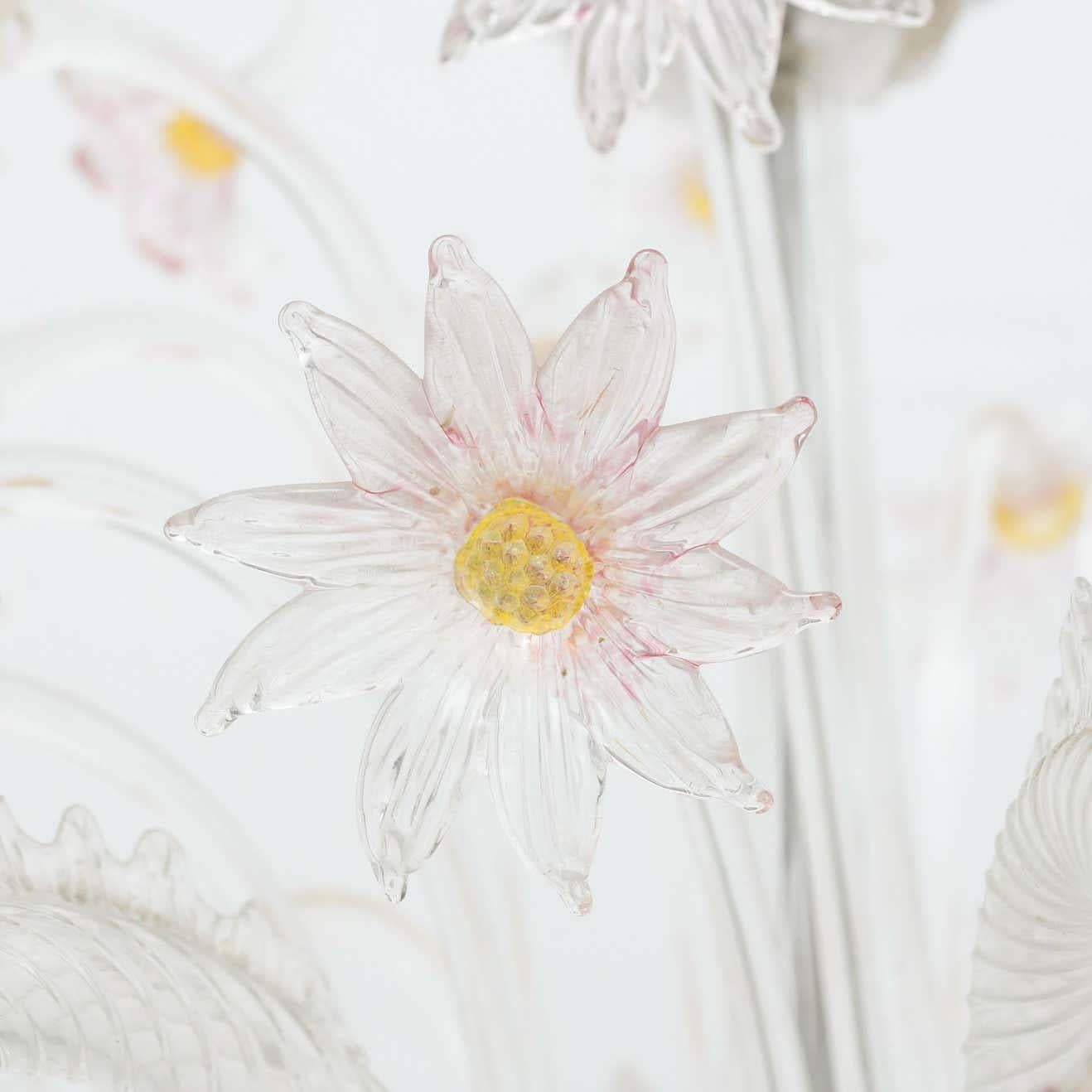 Floral-Deckenleuchte aus Venedig-Muranoglas des frühen 20. Jahrhunderts im Angebot 1