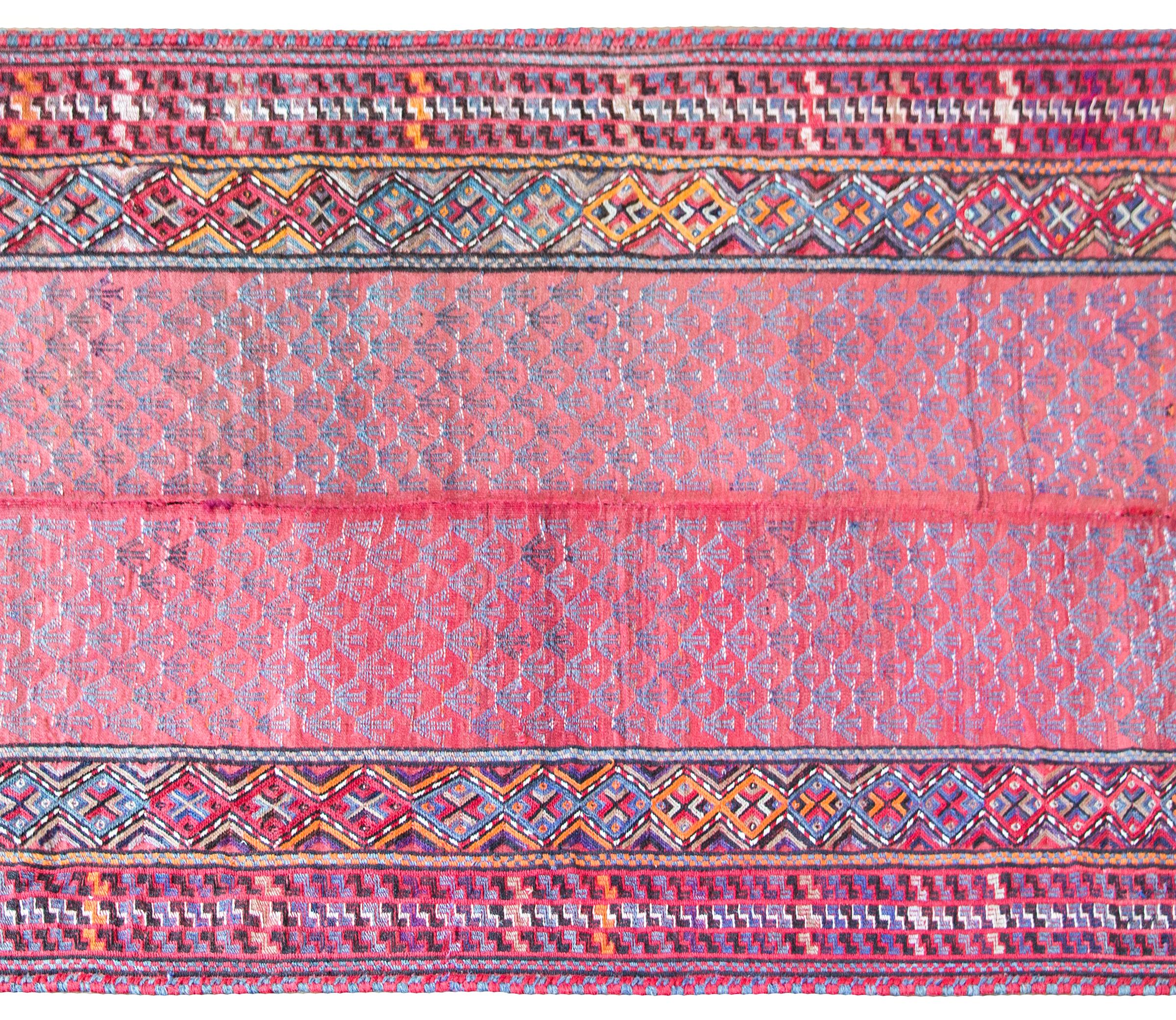 Early 20th Century Verne Turkman Rug For Sale 3