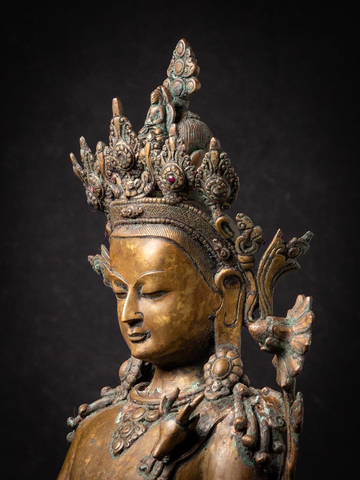 Early 20th Century Very High Quality Old Bronze Nepali Lokeshwor Statue For Sale 6