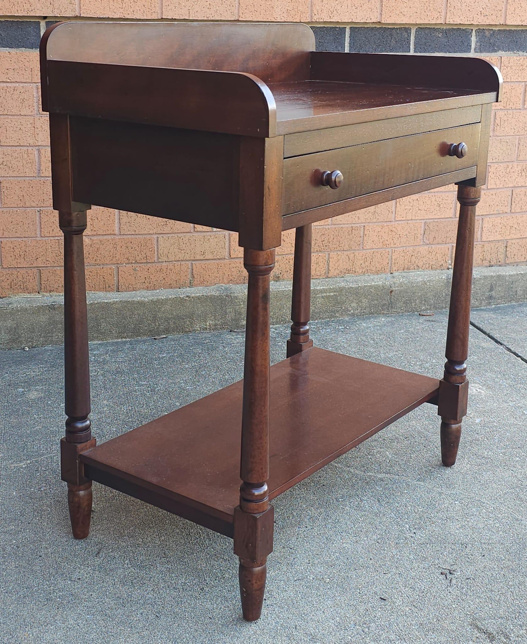 Other Early 20th Century Victorian Mahogany Single Drawer Wash Stand For Sale