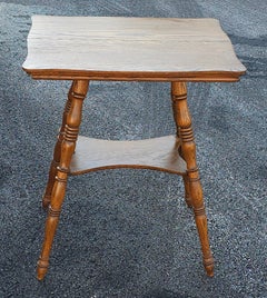 Early 20th Century Victorian Oak Parlor Table