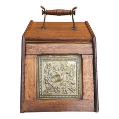 Navetta per carbone in stile vittoriano dei primi del Novecento in Oak e ottone