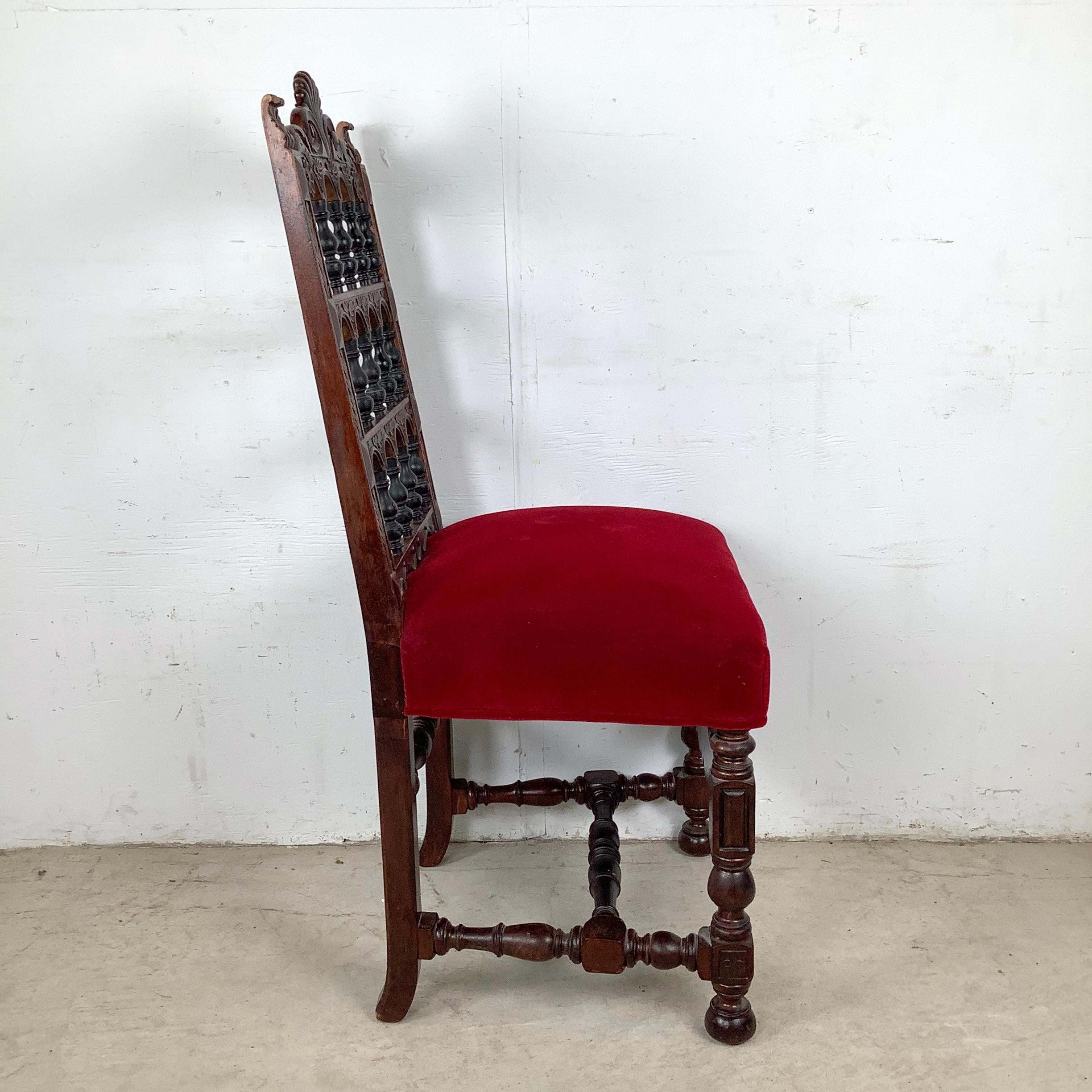 Sedia laterale vittoriana in noce dei primi del Novecento con rivestimento in velluto rosso in vendita 9