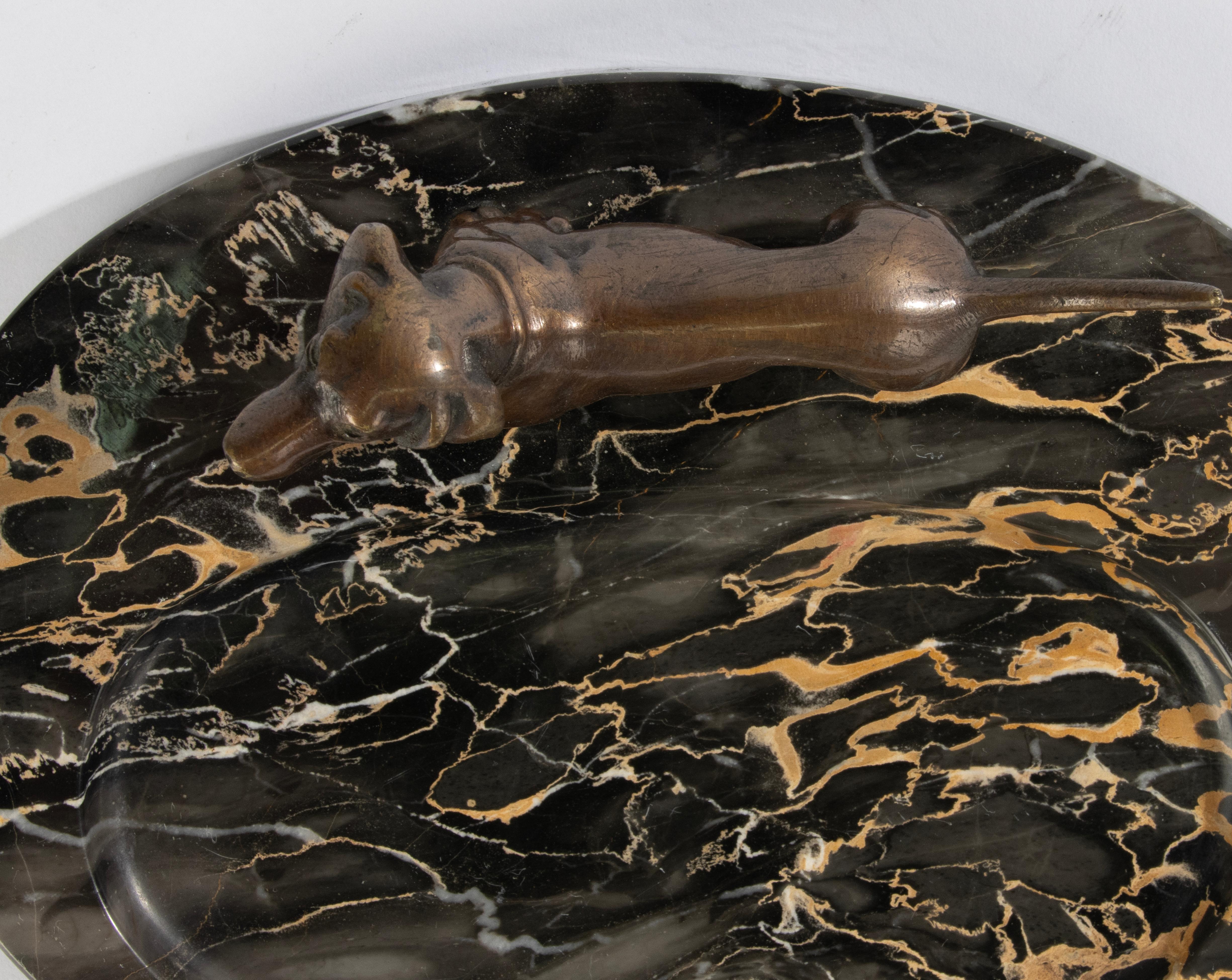 Early 20th Century Vide-Poche - Bronze Dachshund on Marble Base  For Sale 8