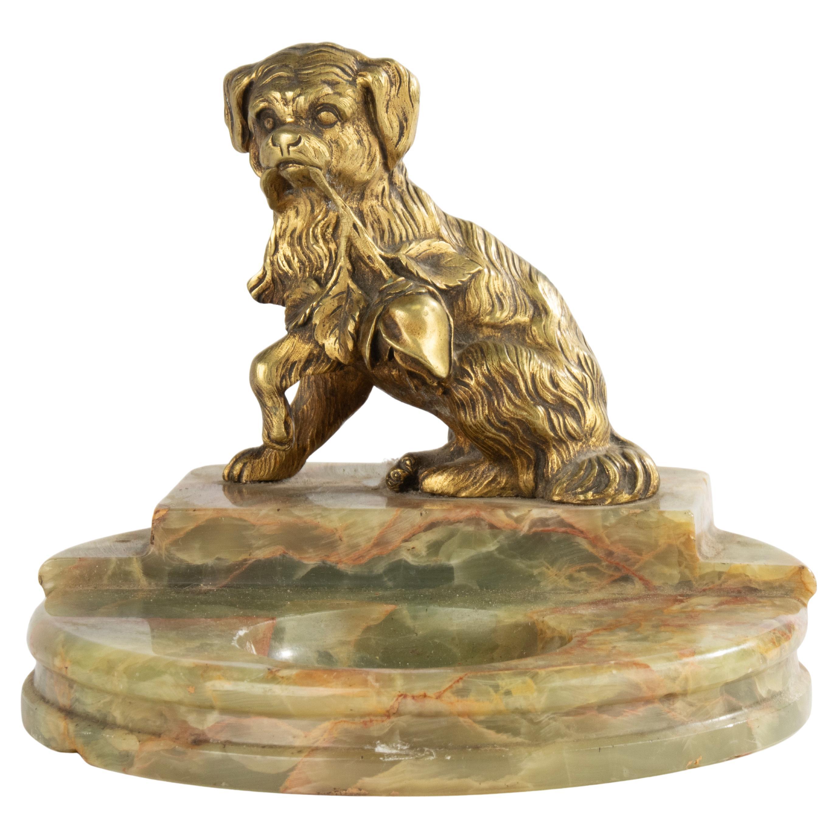 Figurina di cane in ottone e onice dei primi anni del XX secolo