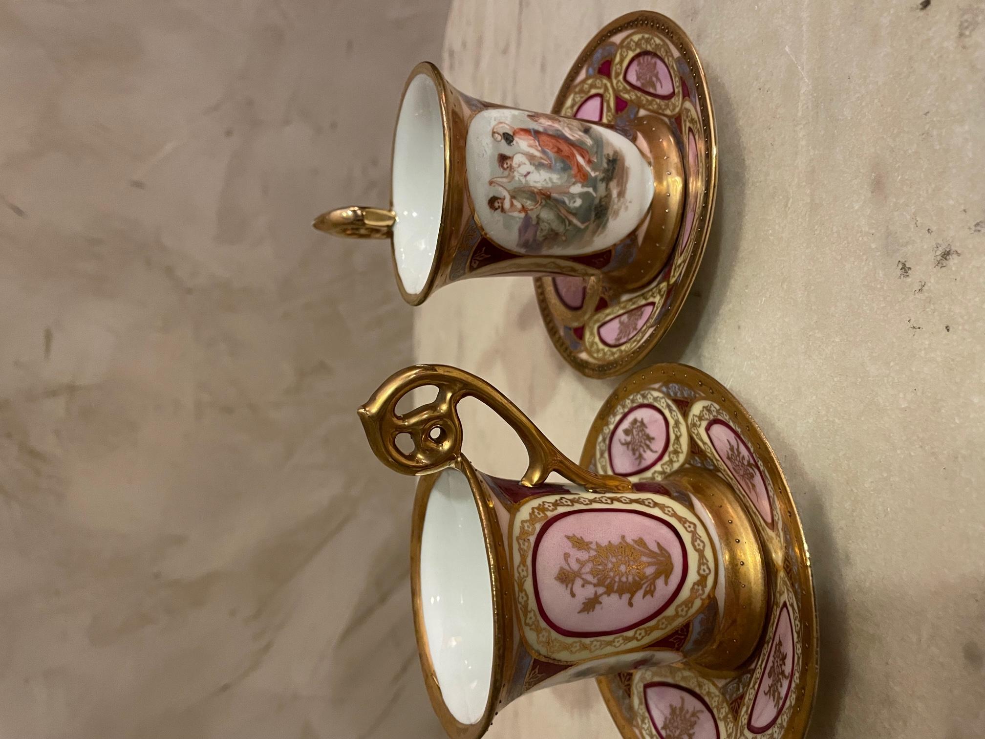 Early 20th Century Vienna Porcelain Set of Tea Cups, 1900s For Sale 8