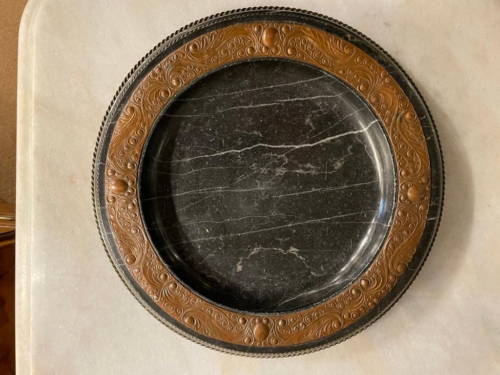 Early 20th Century Vienna Secessionist Marble, Copper and Brass Platter For Sale 4