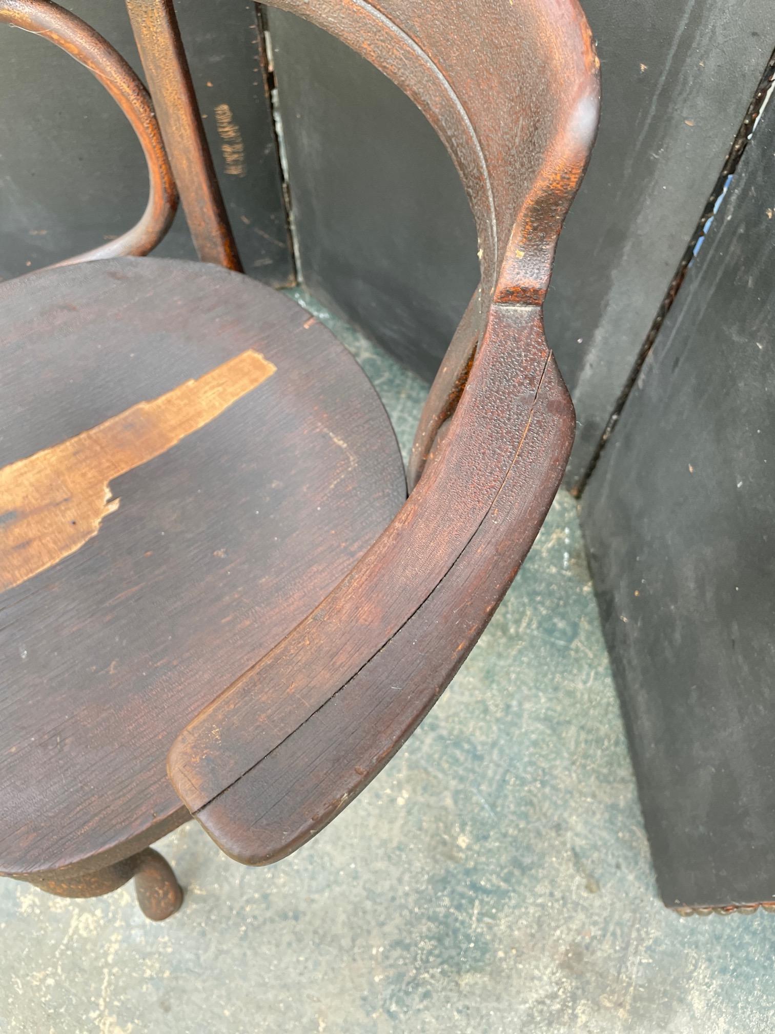 Early 20th Century Viennese Cafe Chairs by Adolf Loos Thonet Austria For Sale 10