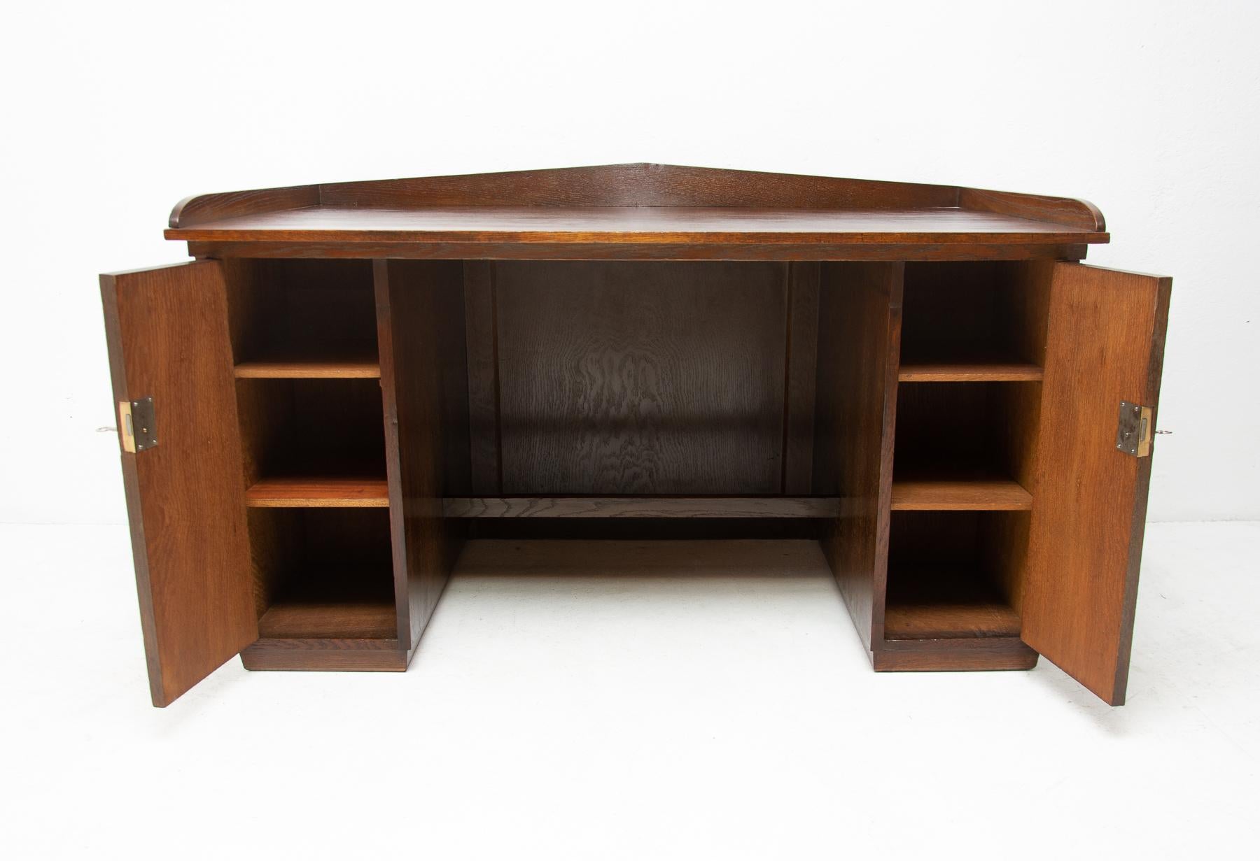 Early 20th Century Viennese Secession Writing Desk in Oak 4