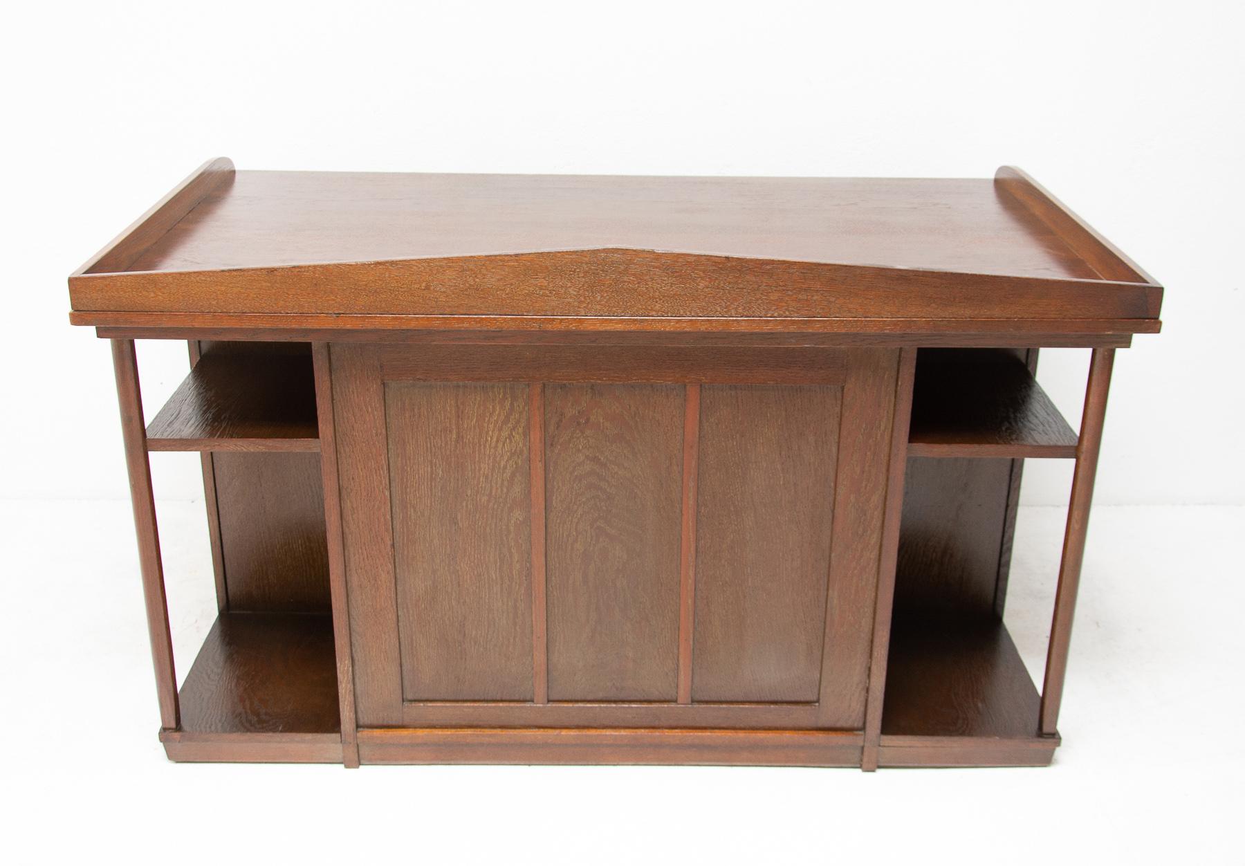 Early 20th Century Viennese Secession Writing Desk in Oak 10