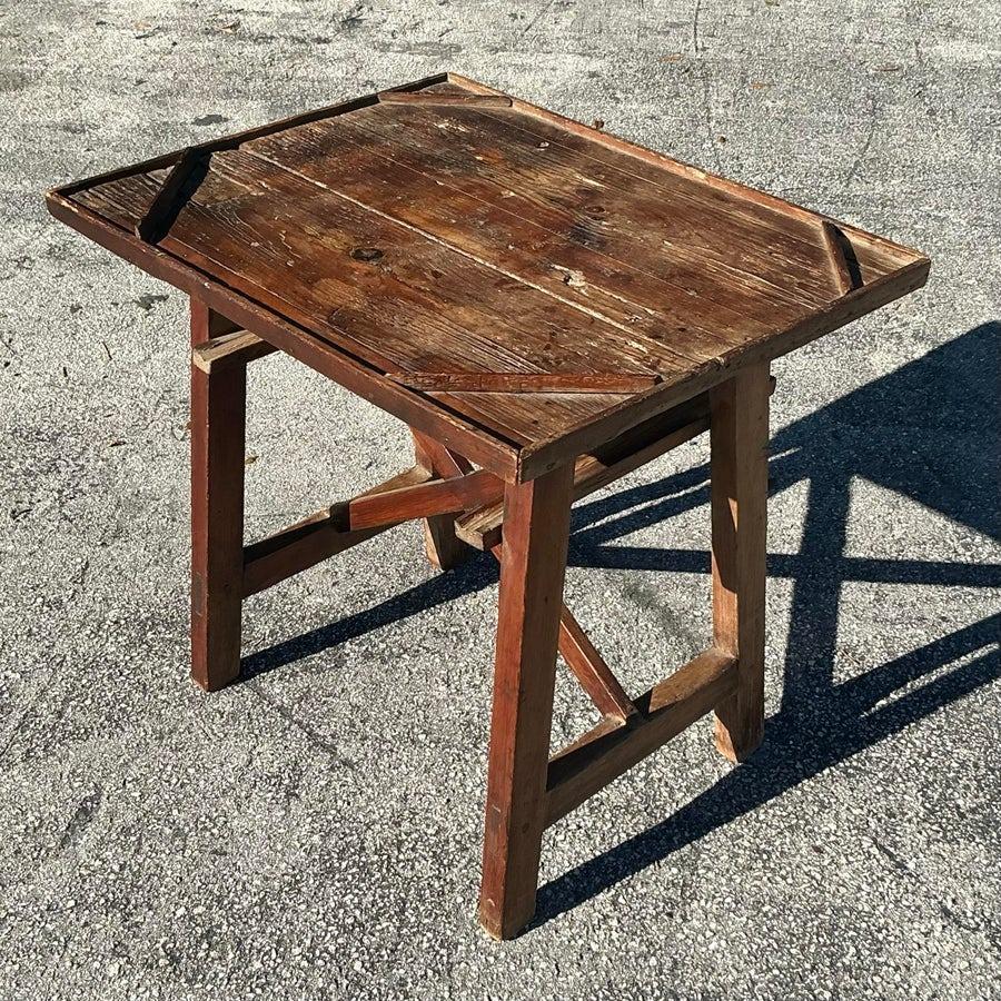 Rustique Early 20th Century Vintage Boho Primitive Side Table en vente