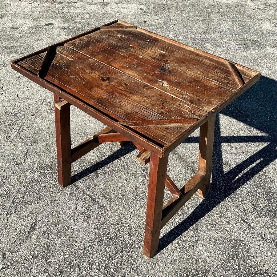 Bois Early 20th Century Vintage Boho Primitive Side Table en vente