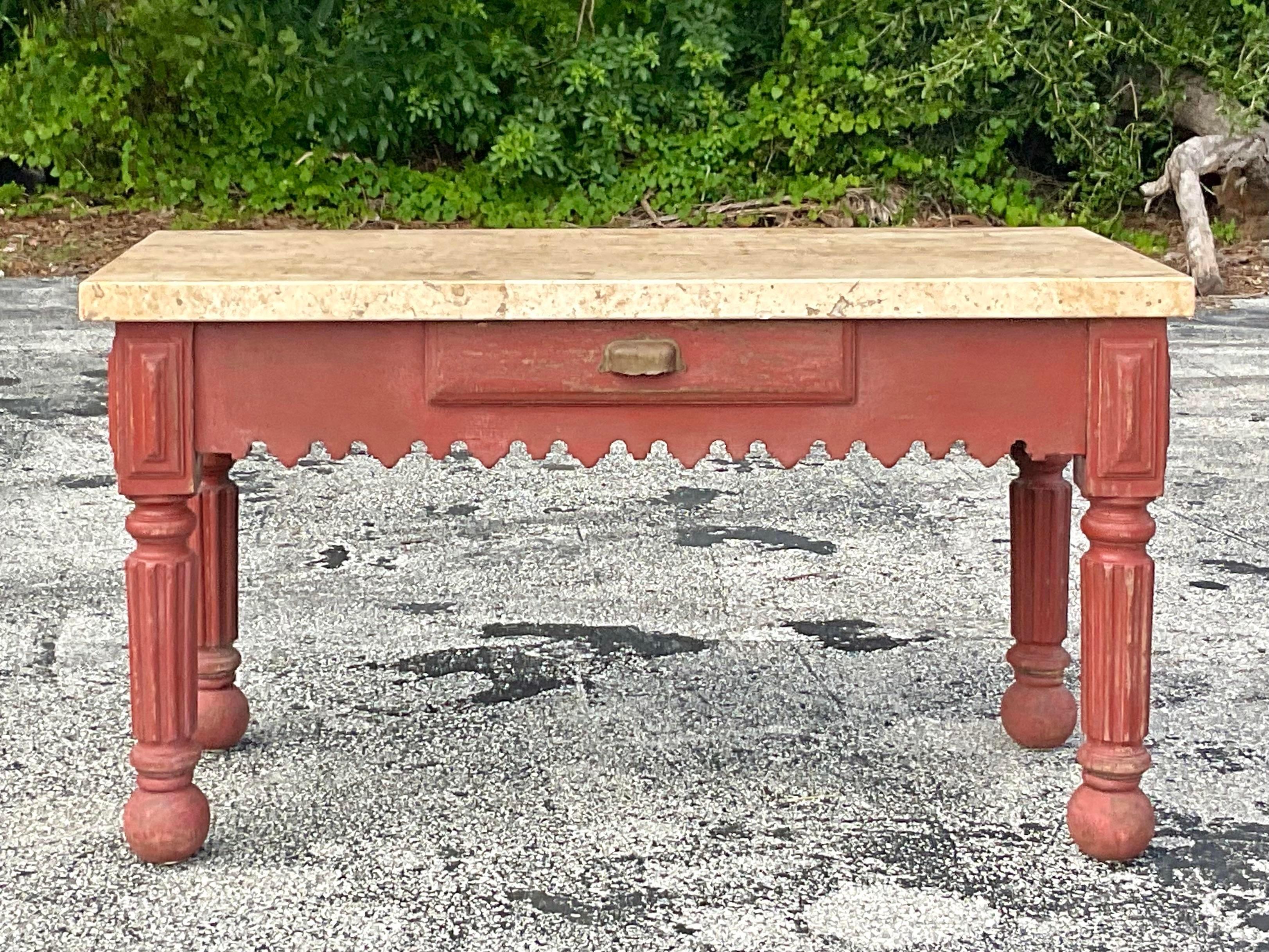 Early 20th Century Vintage Boho Ruffle Apron Quartz Top Table In Good Condition For Sale In west palm beach, FL