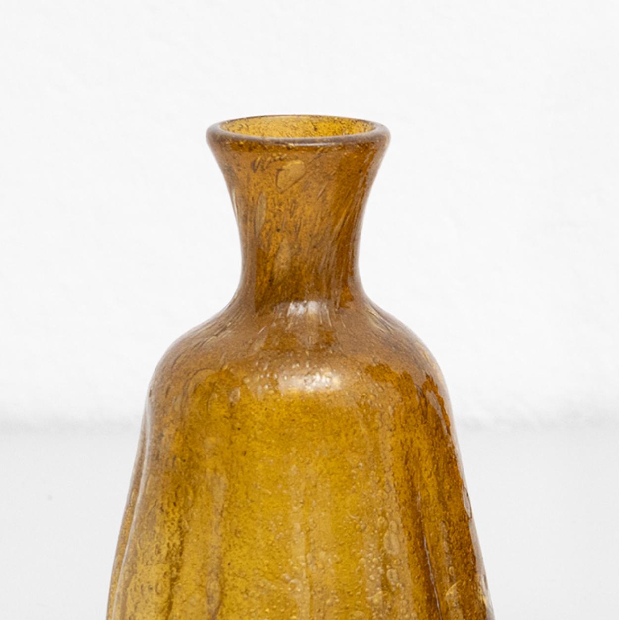 Early 20th Century Vintage Glass Vase For Sale 1