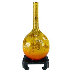 Early 20th century vintage hand painted Chinese export vase with stand