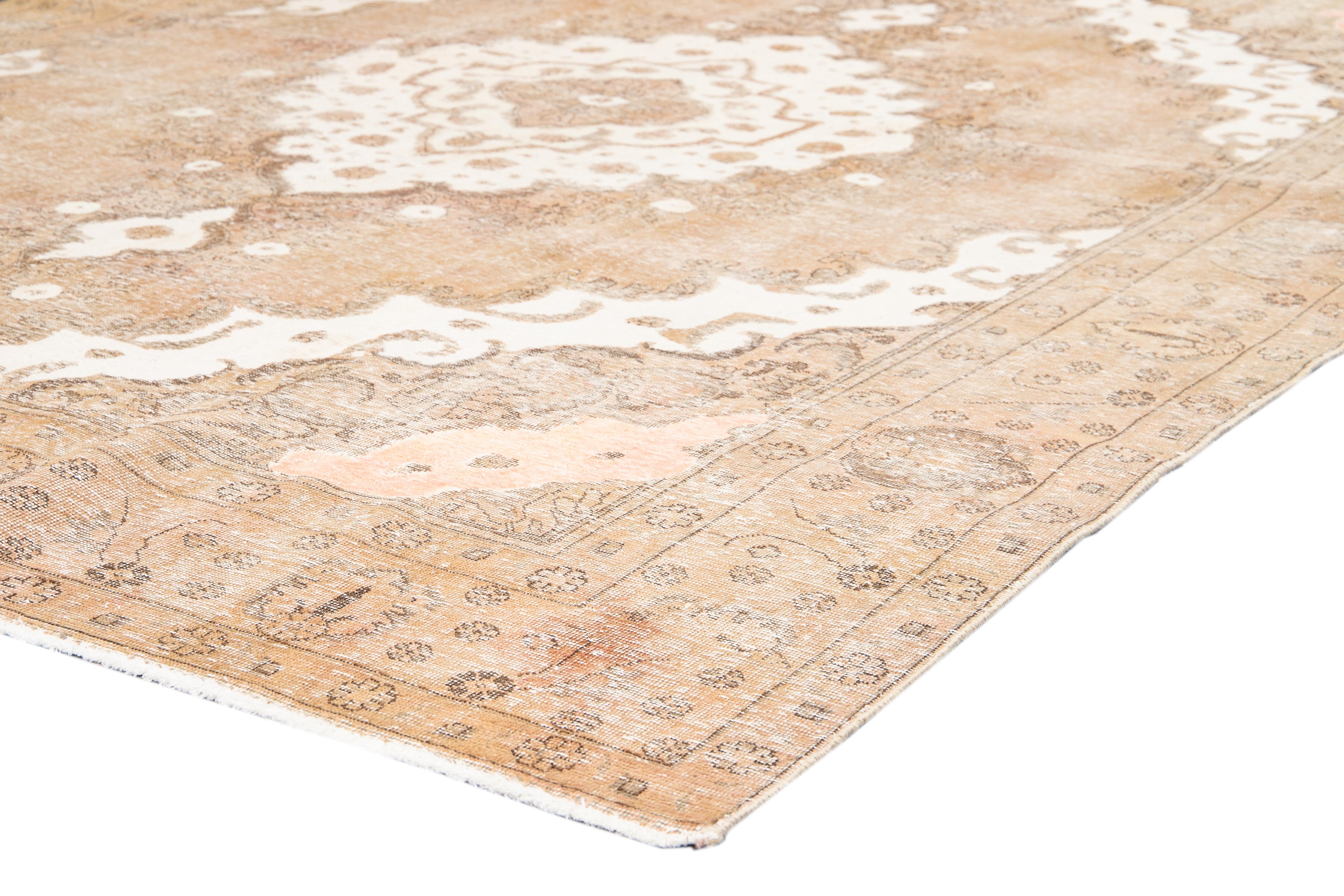 Early 20th Century Vintage Tabriz Wool Rug For Sale 2