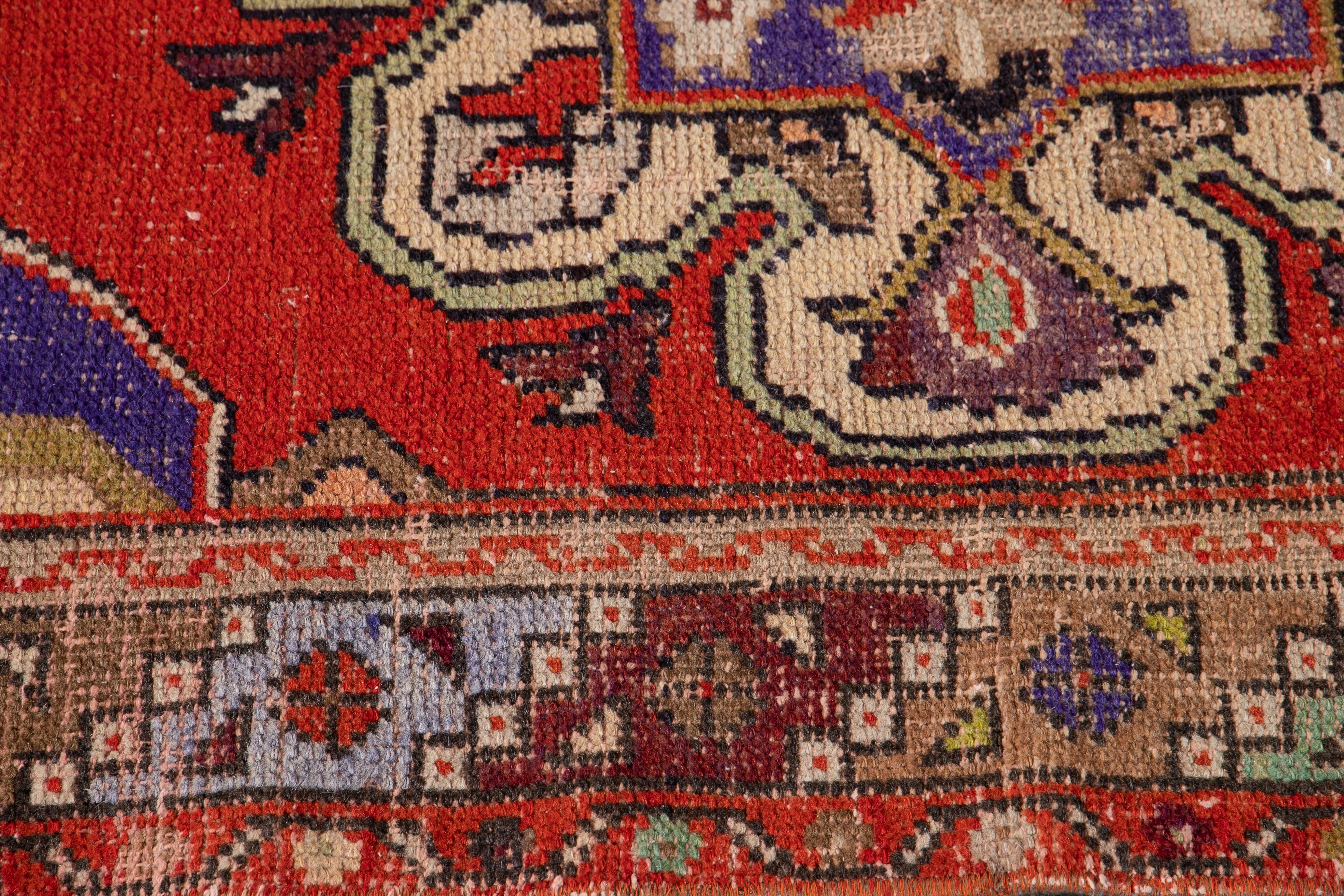 Tappeto runner in lana turca vintage dei primi del Novecento in vendita 3