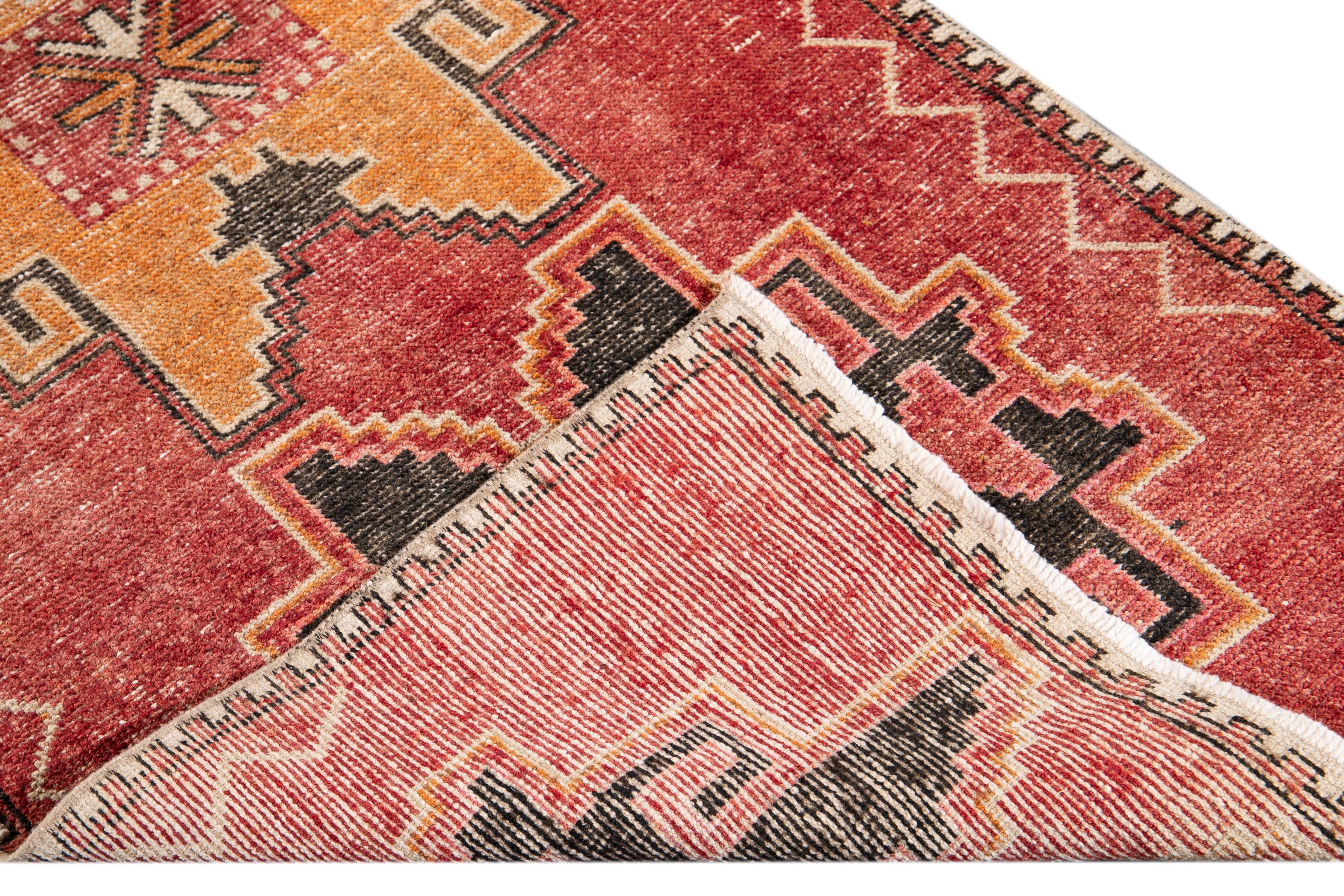 Tapis de couloir en laine turque vintage du début du XXe siècle en vente 5