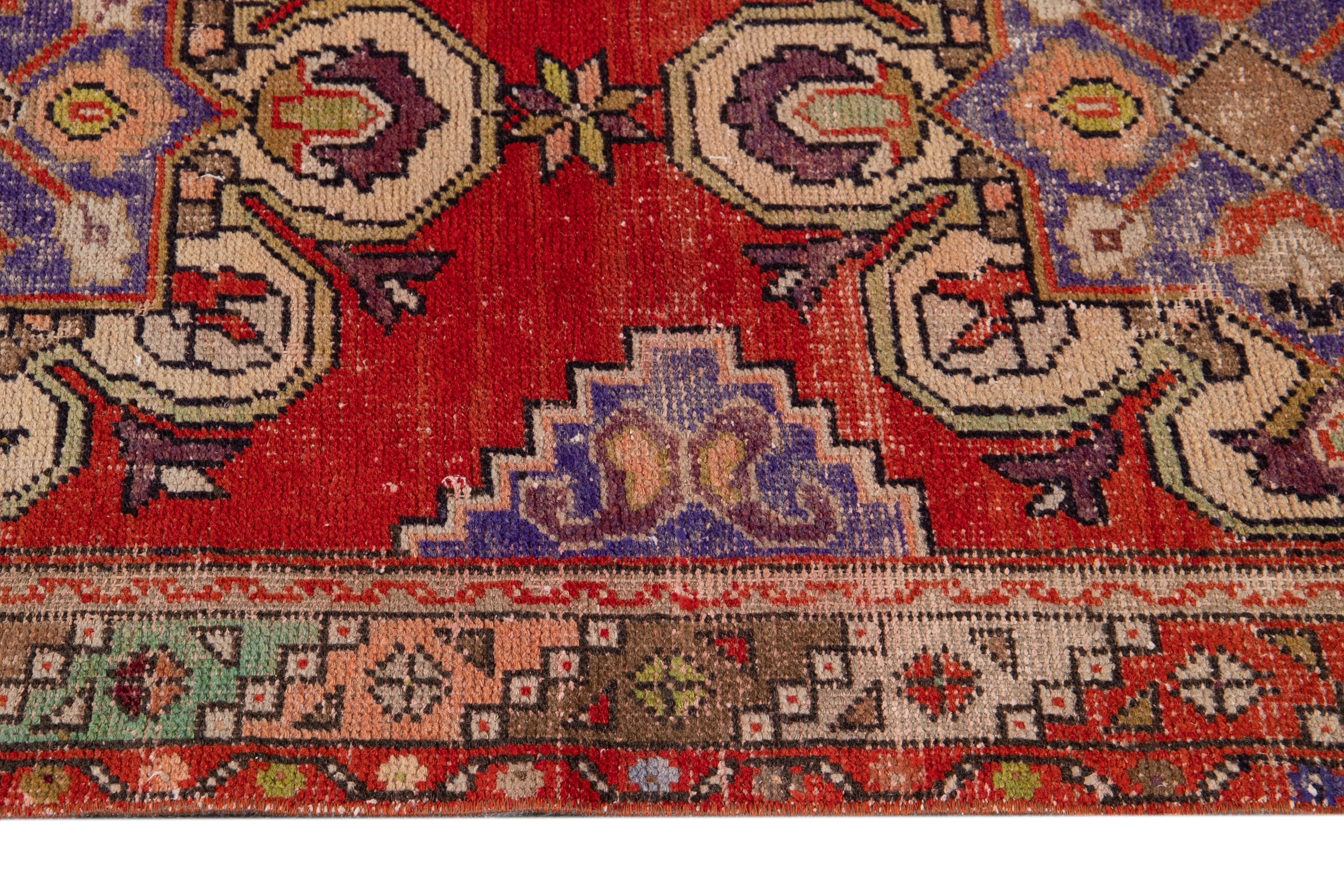 Annodato a mano Tappeto runner in lana turca vintage dei primi del Novecento in vendita