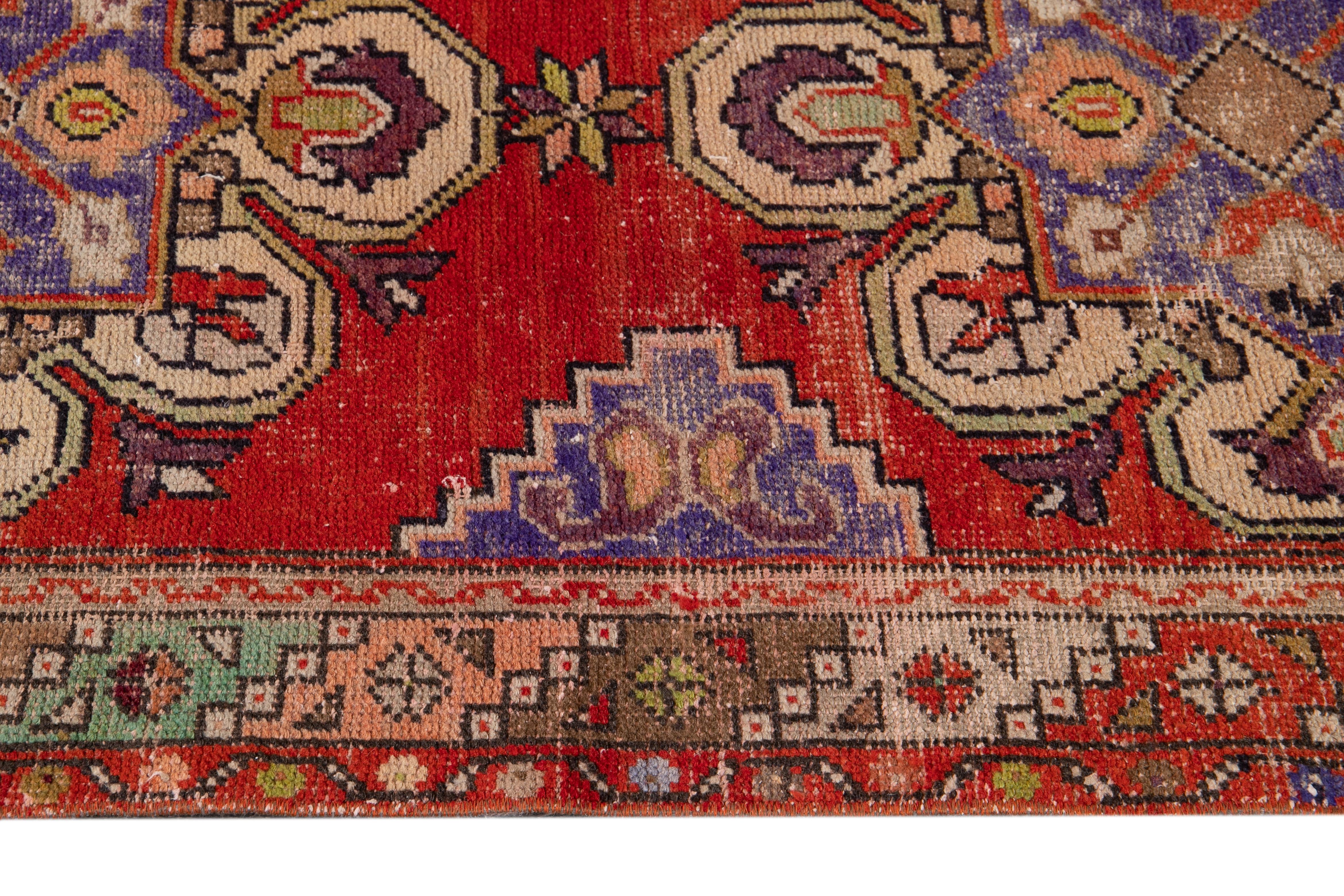 Early 20th Century Vintage Turkish Wool Runner Rug In Good Condition For Sale In Norwalk, CT