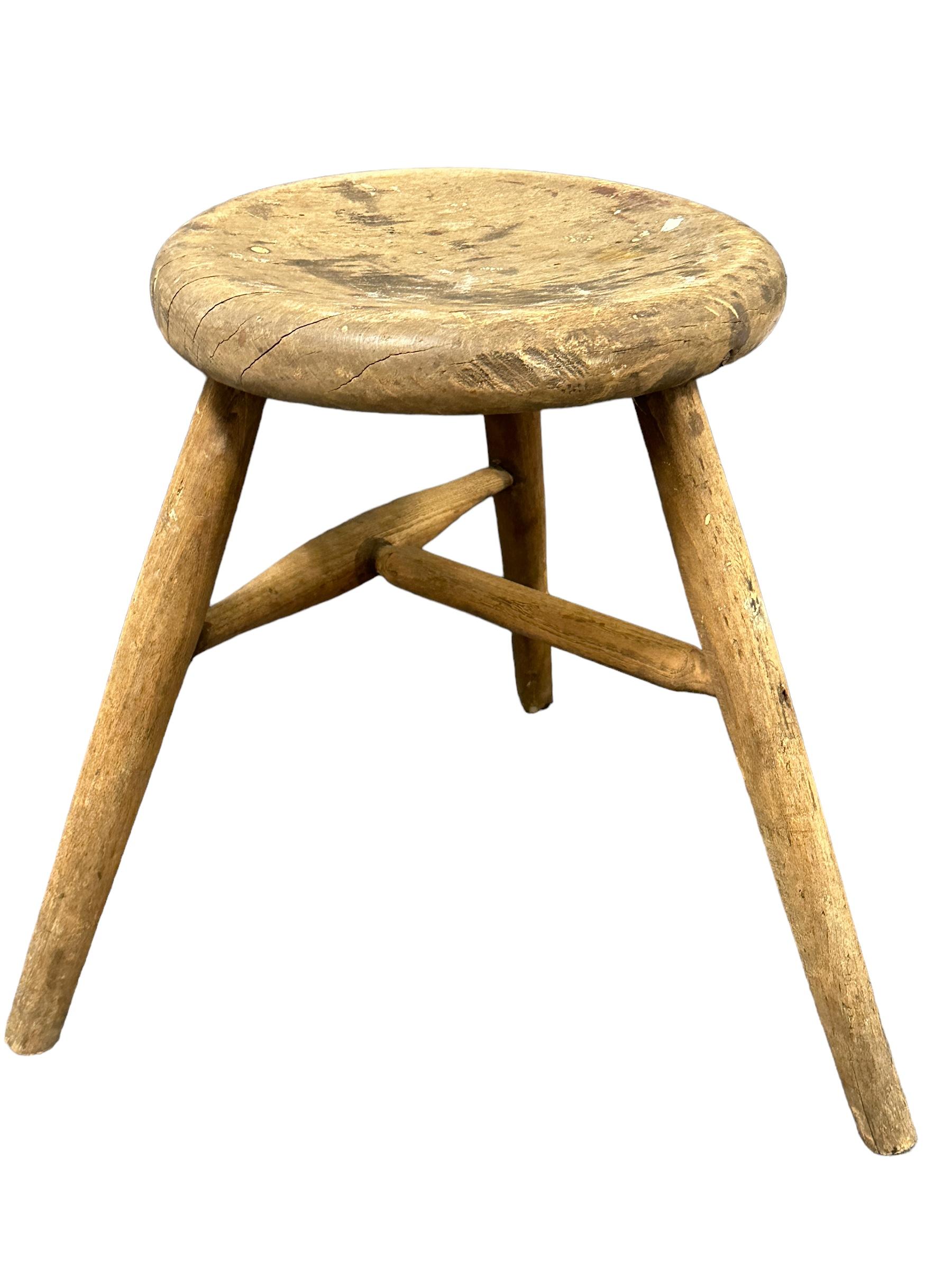 early 20th Century Wabi Sabi 3 Leg Workshop Stool, German Folkart Around 1910s For Sale 1