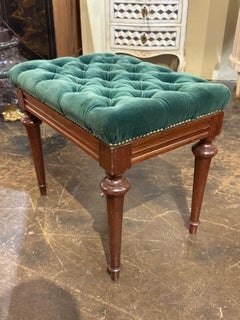 Early 20th Century Walnut Bench with Tufted Upholstery