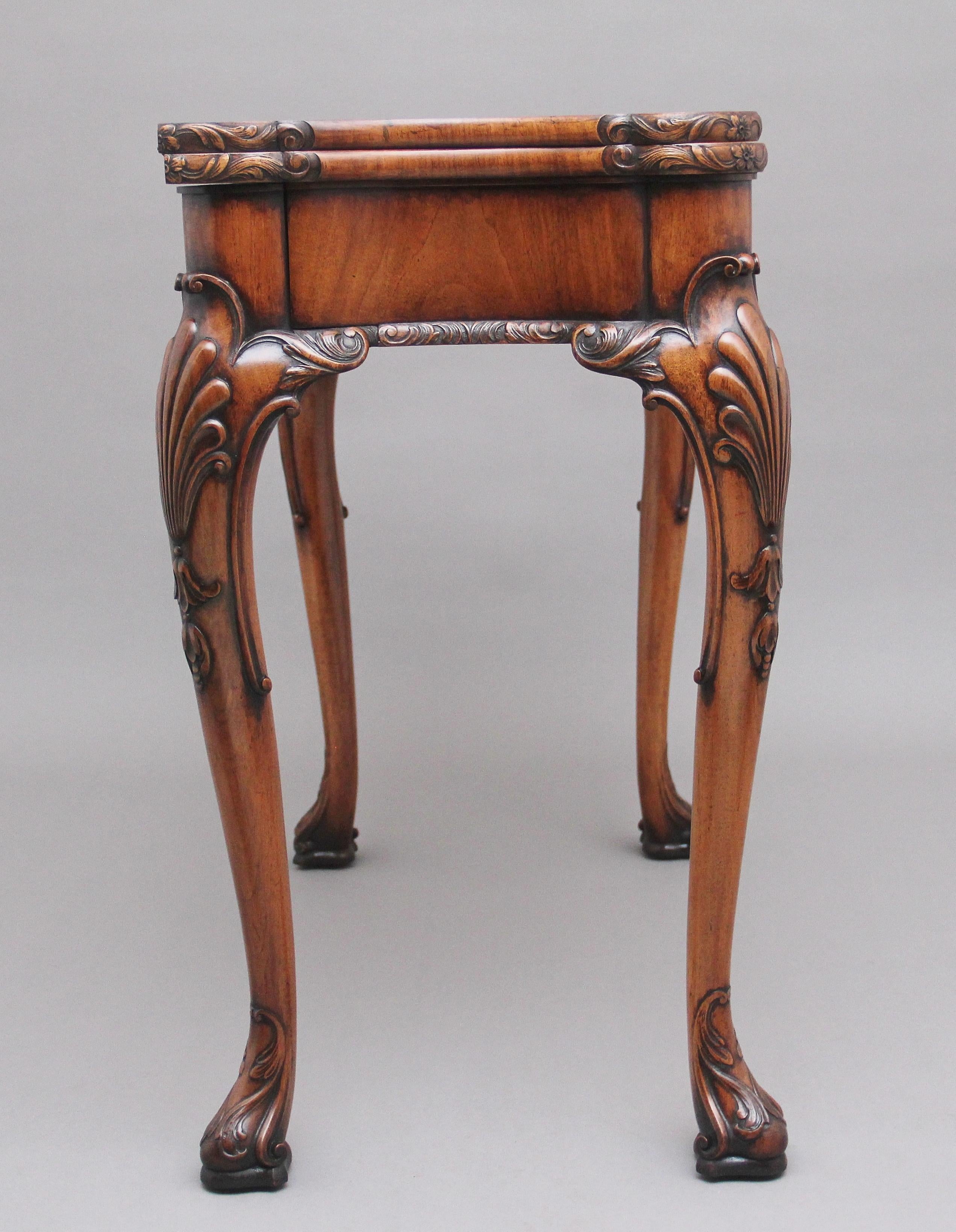 Early 20th Century Walnut Card Table by Howard & Co London In Good Condition For Sale In Martlesham, GB
