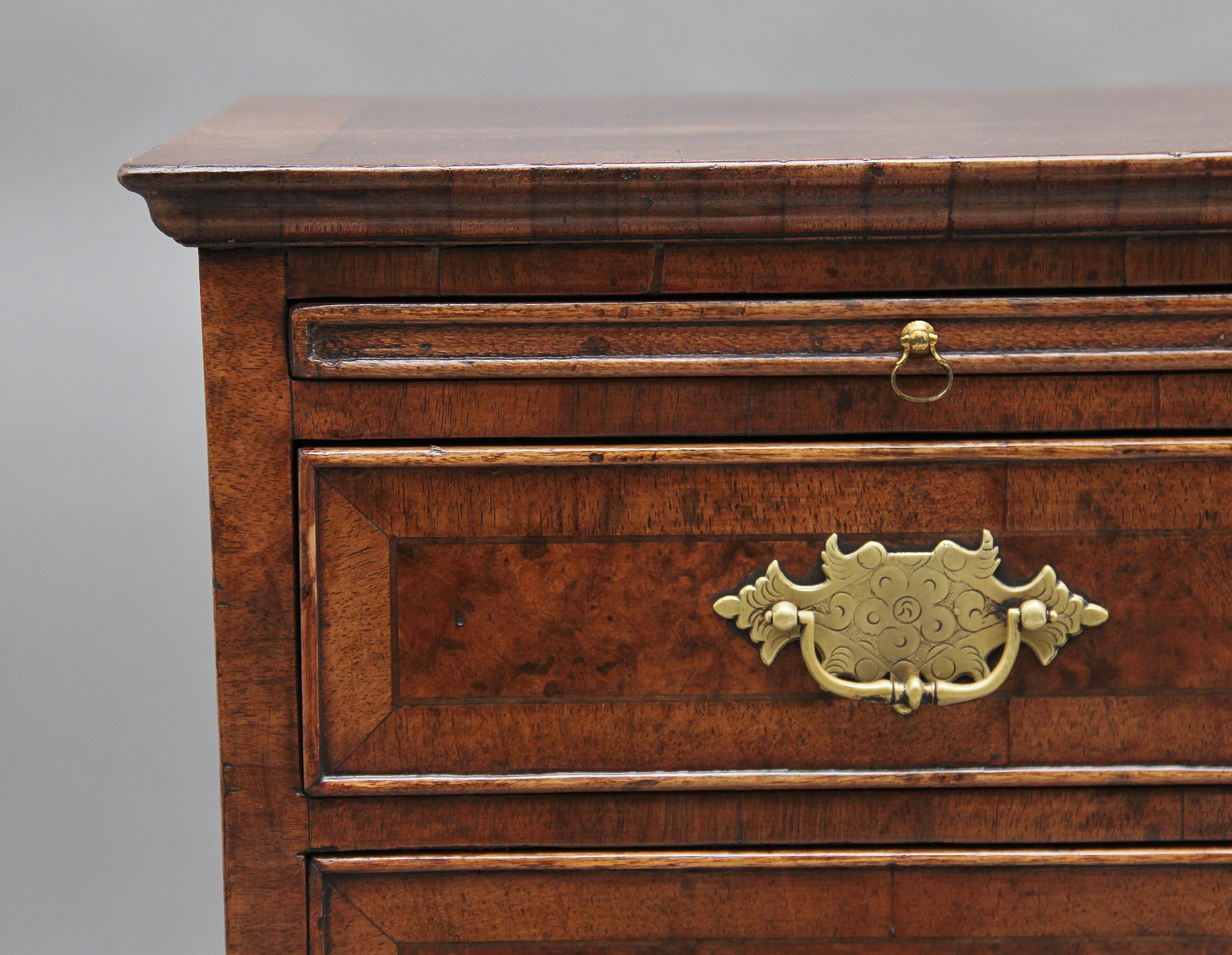 Early 20th Century Walnut Chest of Drawers 6