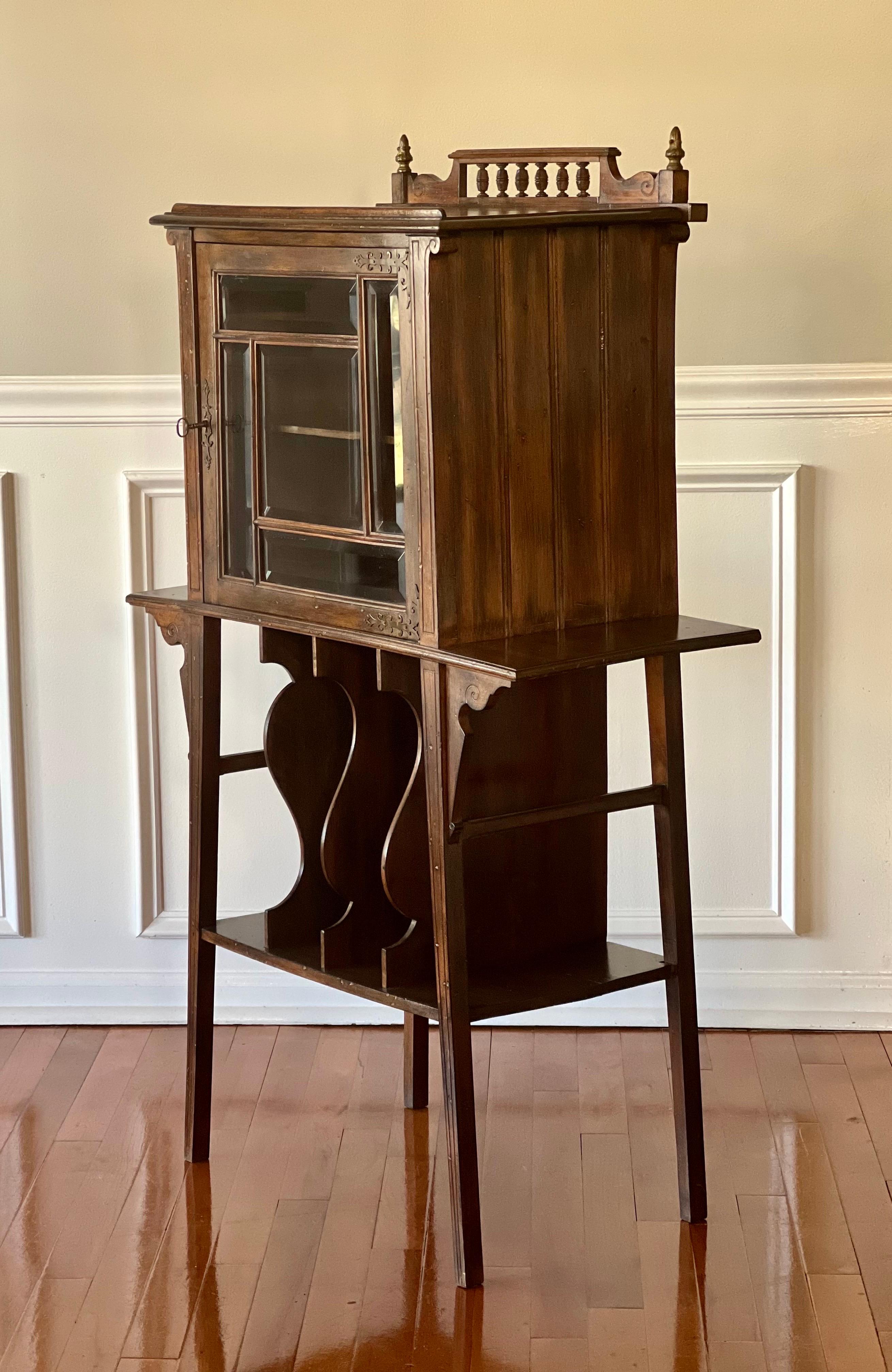 Early 20th Century Walnut Music Canterbury Cabinet with Stand In Good Condition For Sale In Doylestown, PA