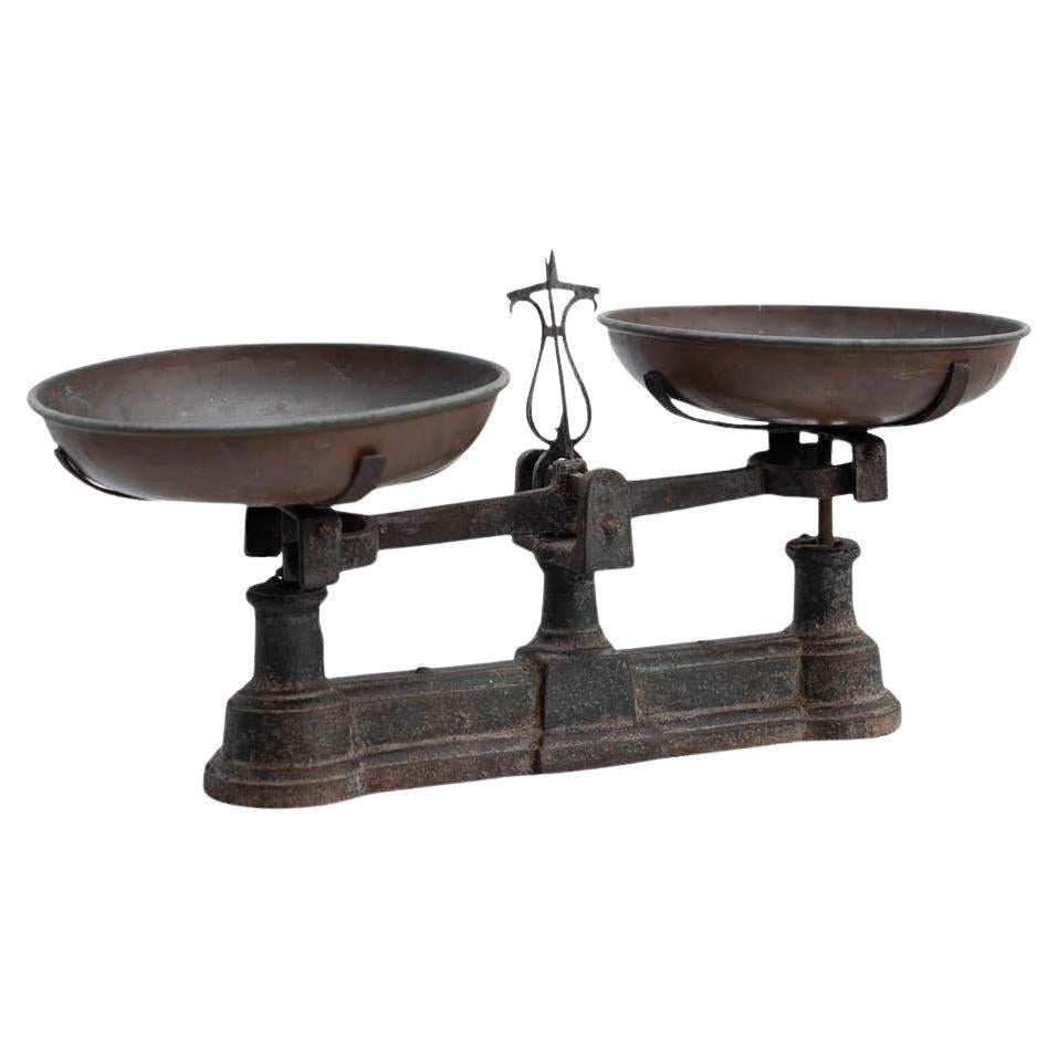 Early 20th Century Weighing Machine, circa 1930