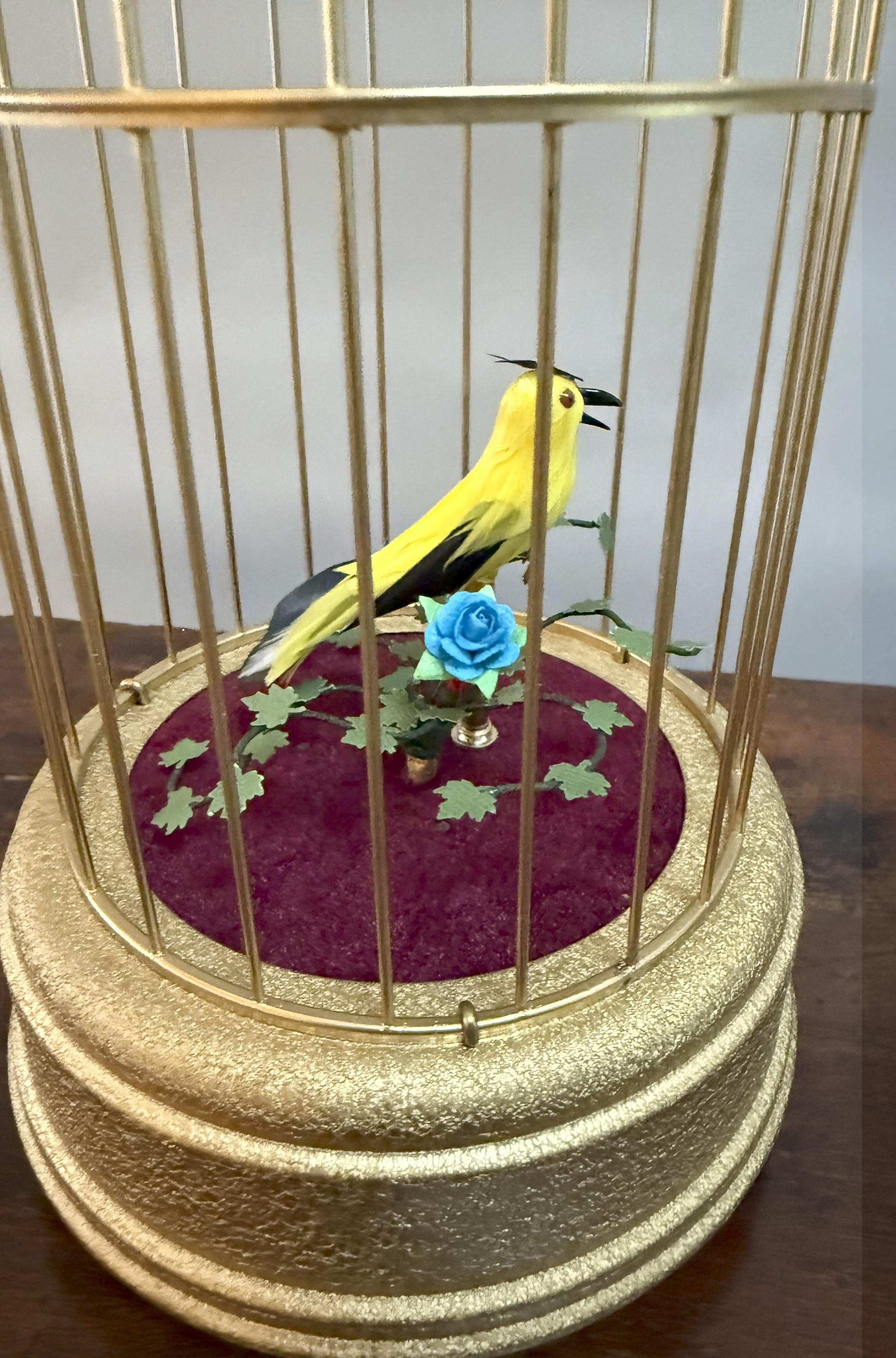 Early 20th Century West German Gilded Singing Bird Automaton For Sale 4