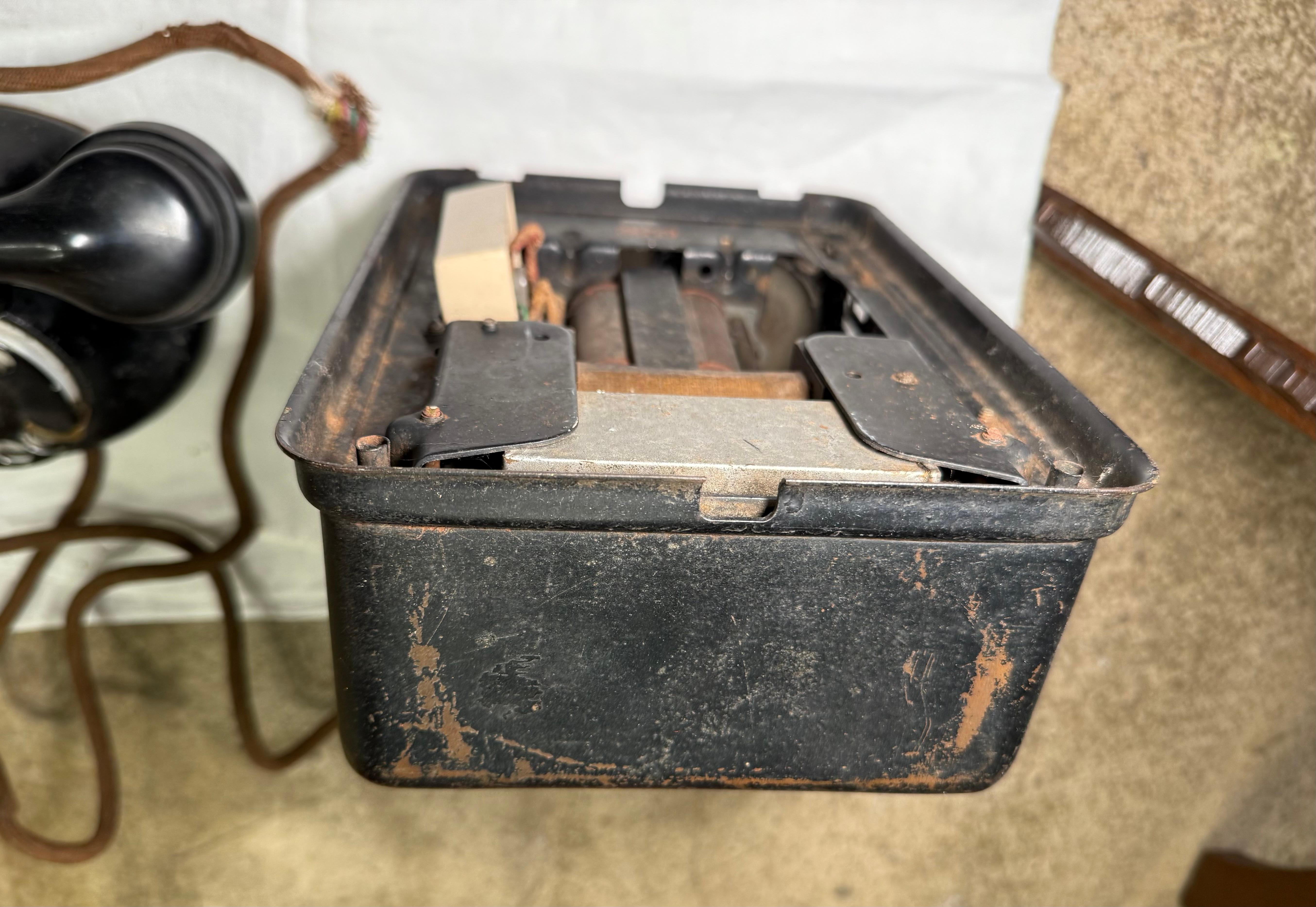 Début du 20e siècle Western Electric  Téléphone de bureau en vente 5