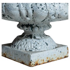 Early 20th Century White Pair Of Cast Iron Planters