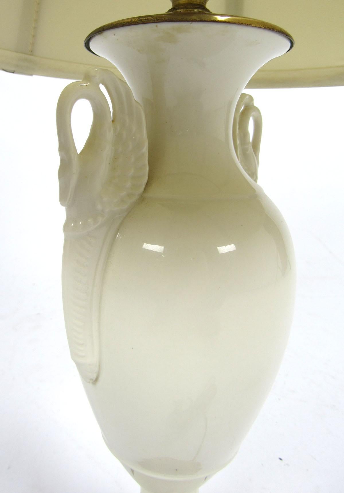 Early 20th Century White Porcelain Lamp by Lenox In Excellent Condition In Dallas, TX