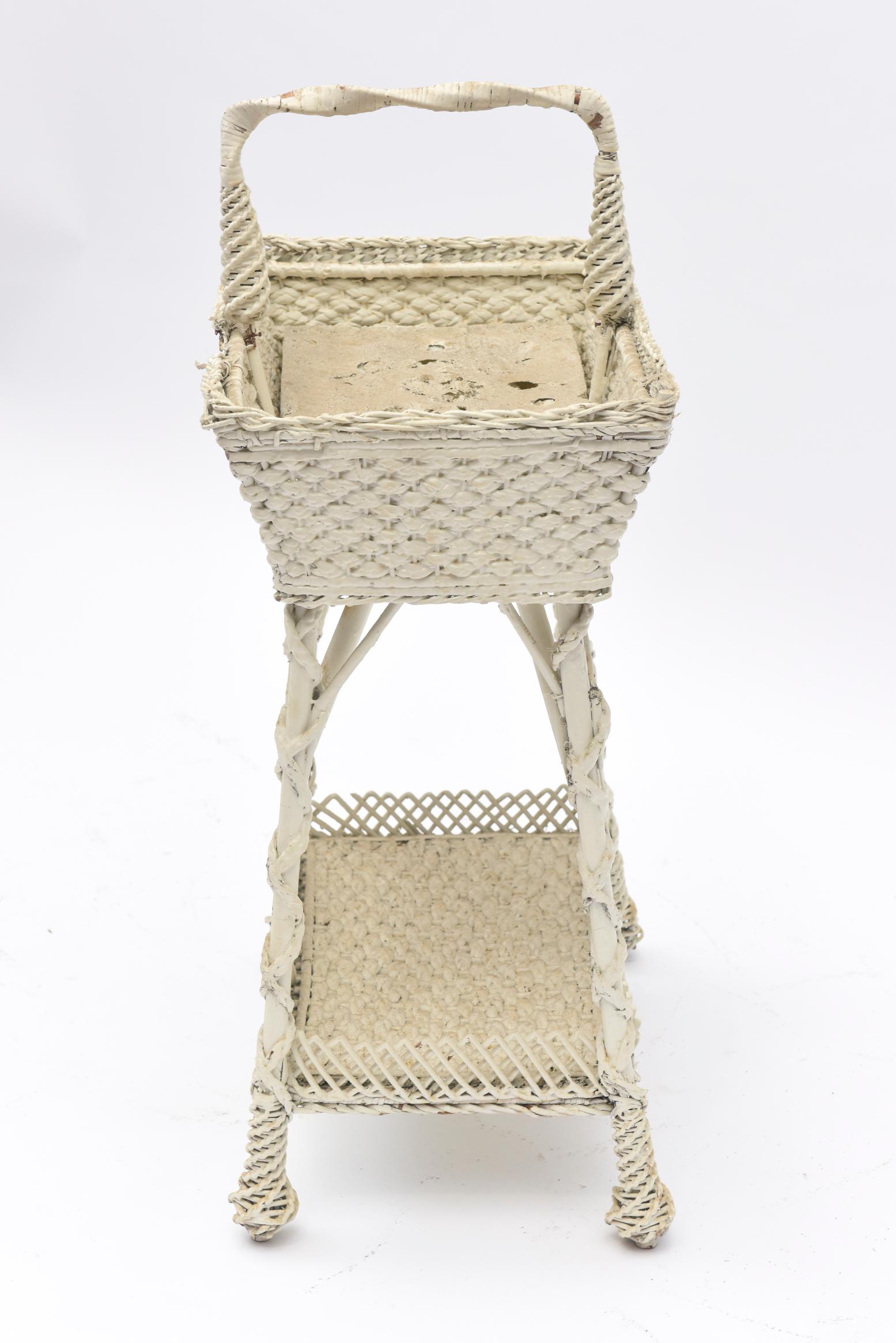 Woven Early 20th Century Wicker Sewing Stand For Sale
