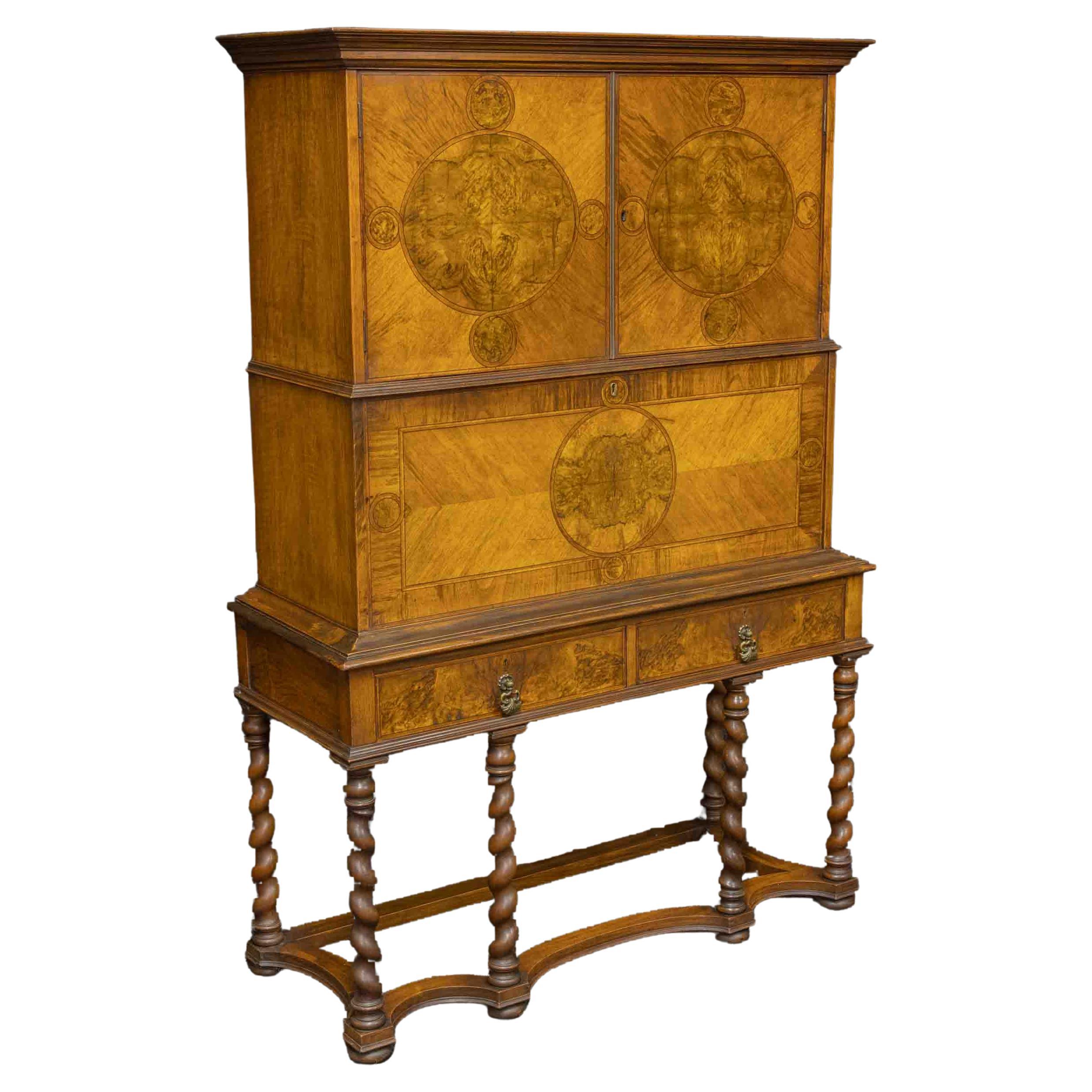Early 20th Century William and Mary Style Secretaire For Sale