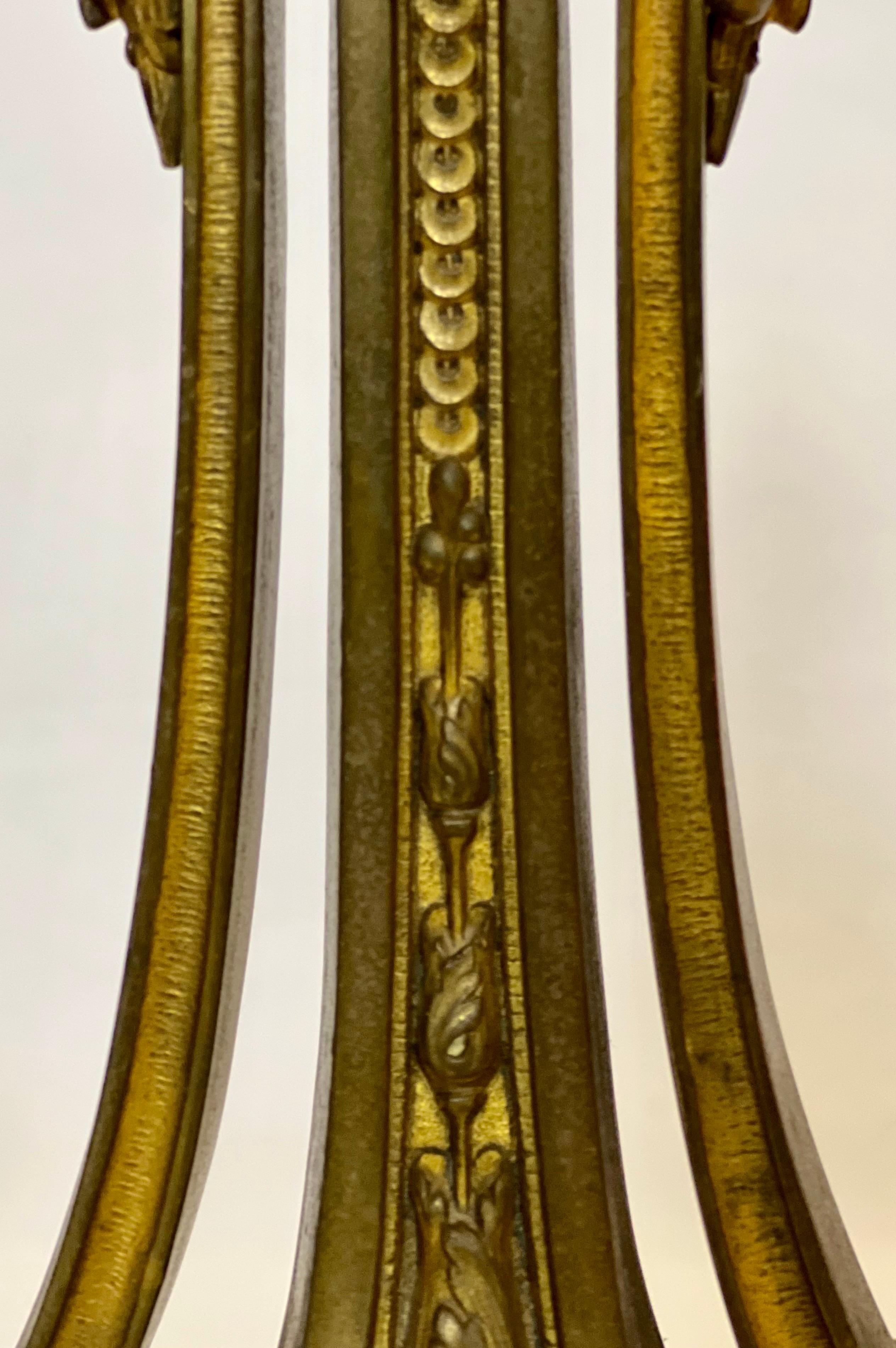 Neoklassizistische Feuerböcke aus vergoldetem Messing im französischen Empire-Stil der William H. Jackson Company im Angebot 3
