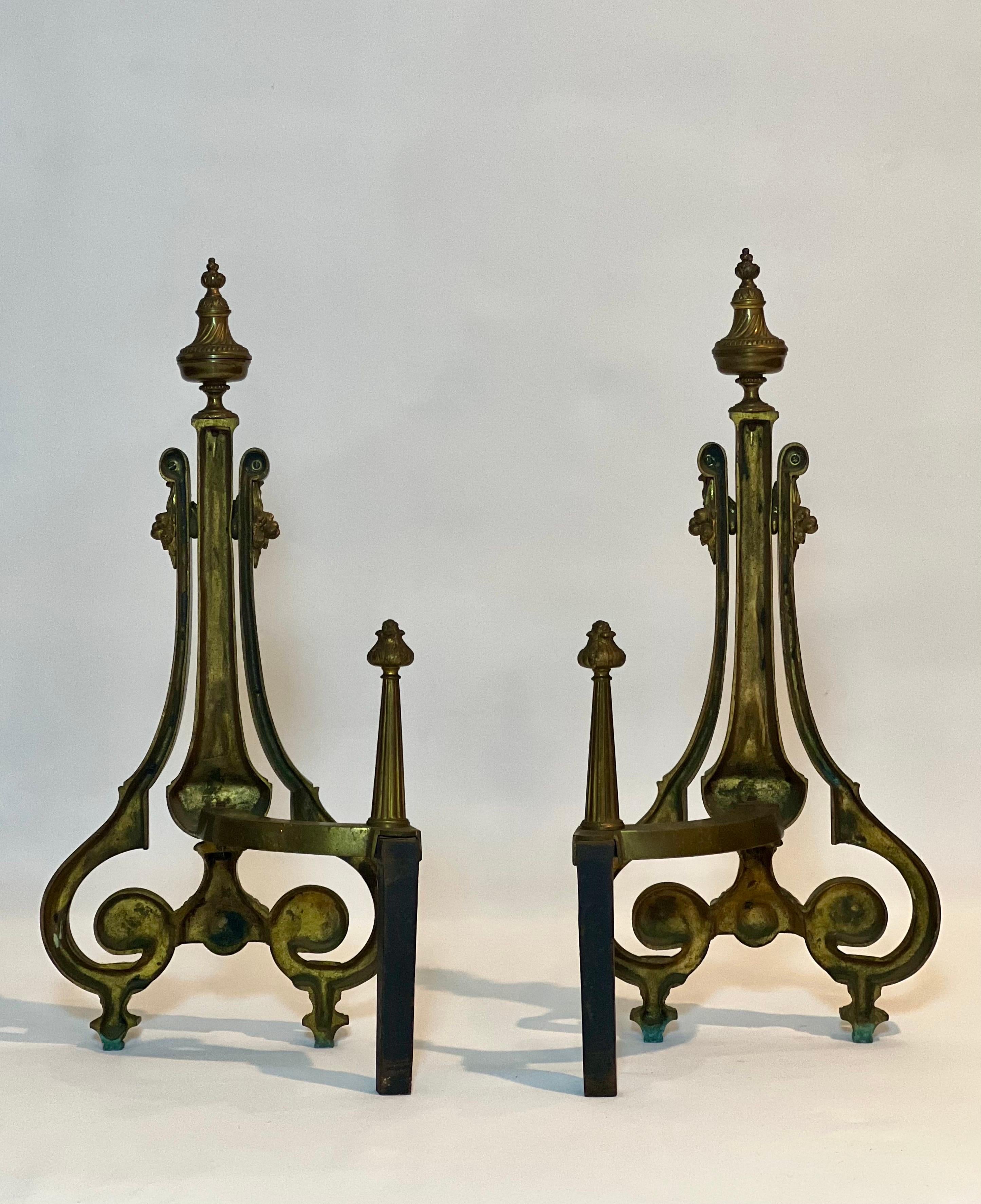 William H. Jackson Company Neoclassical French Empire Style Gilt Brass Andirons In Good Condition For Sale In Doylestown, PA