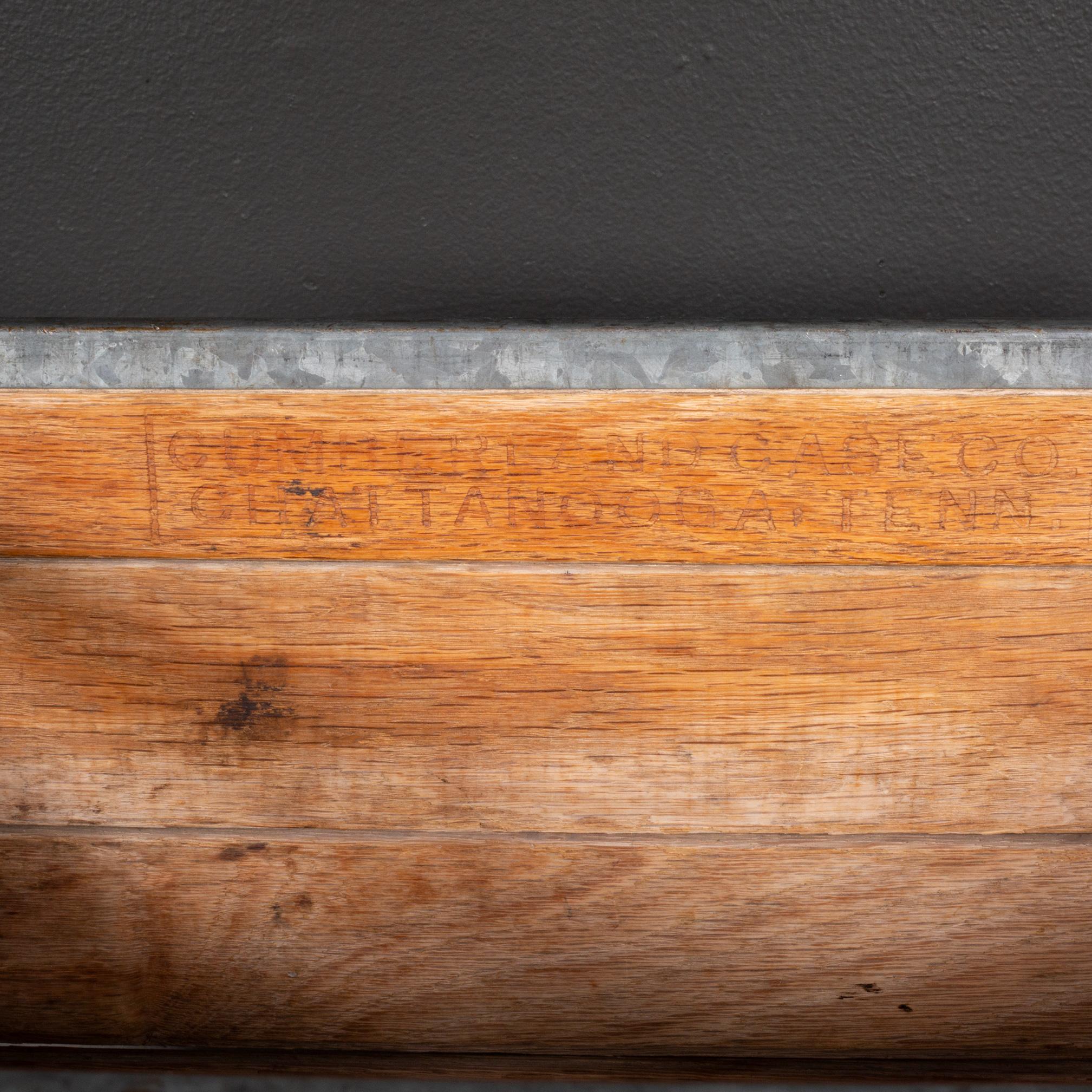 Early 20th Century Wood and Galvanized Steel Milk Crate, circa 1940s 5