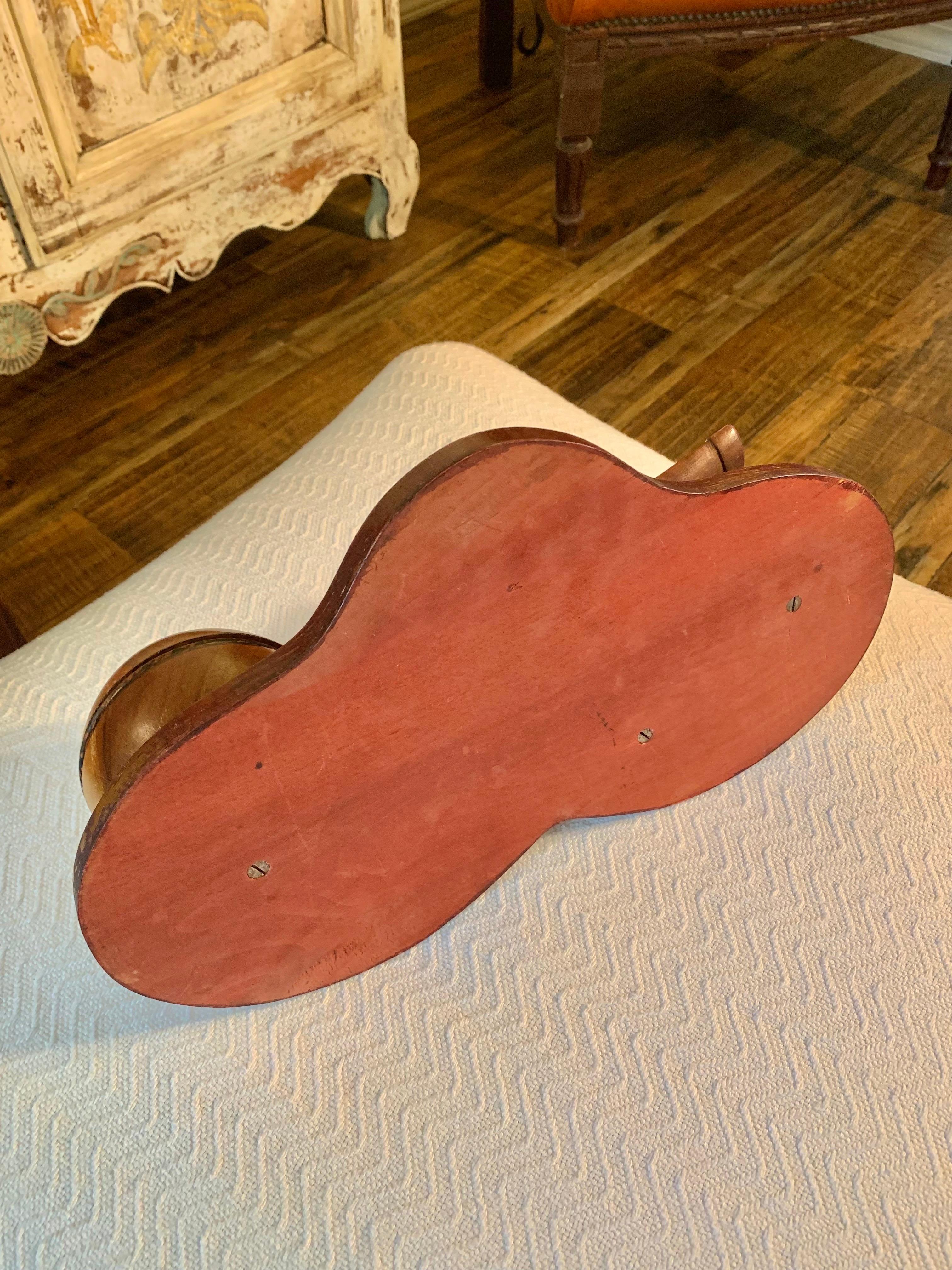 Soporte para pipa de madera estilo Art Decó de principios del siglo XX en venta 6