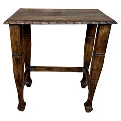 Holz-Beistelltisch des frühen 20. Jahrhunderts, 1940er Jahre